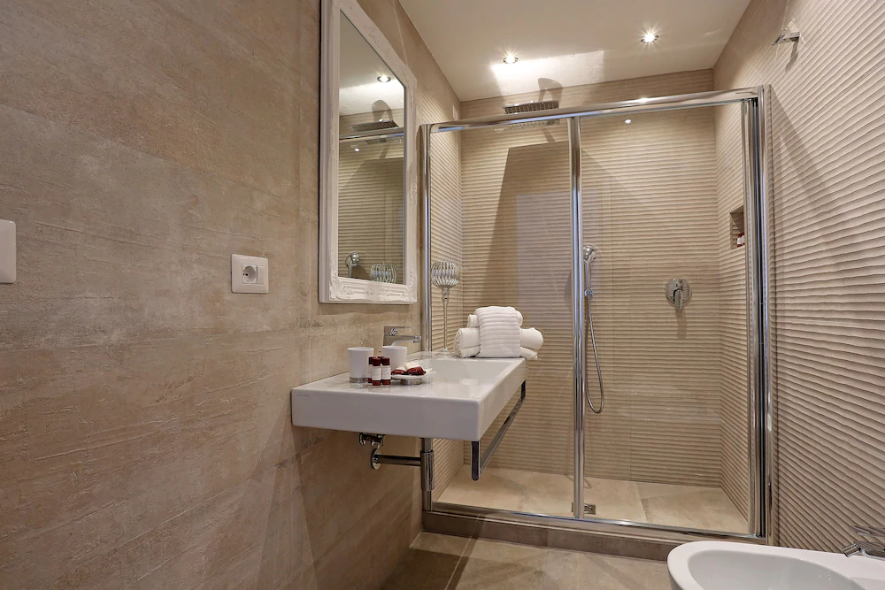 Spagna Art & Suites