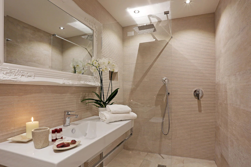Spagna Art & Suites