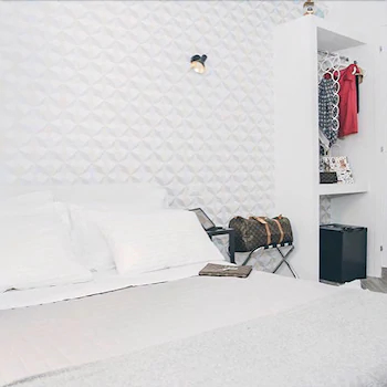 Spagna Rooms
