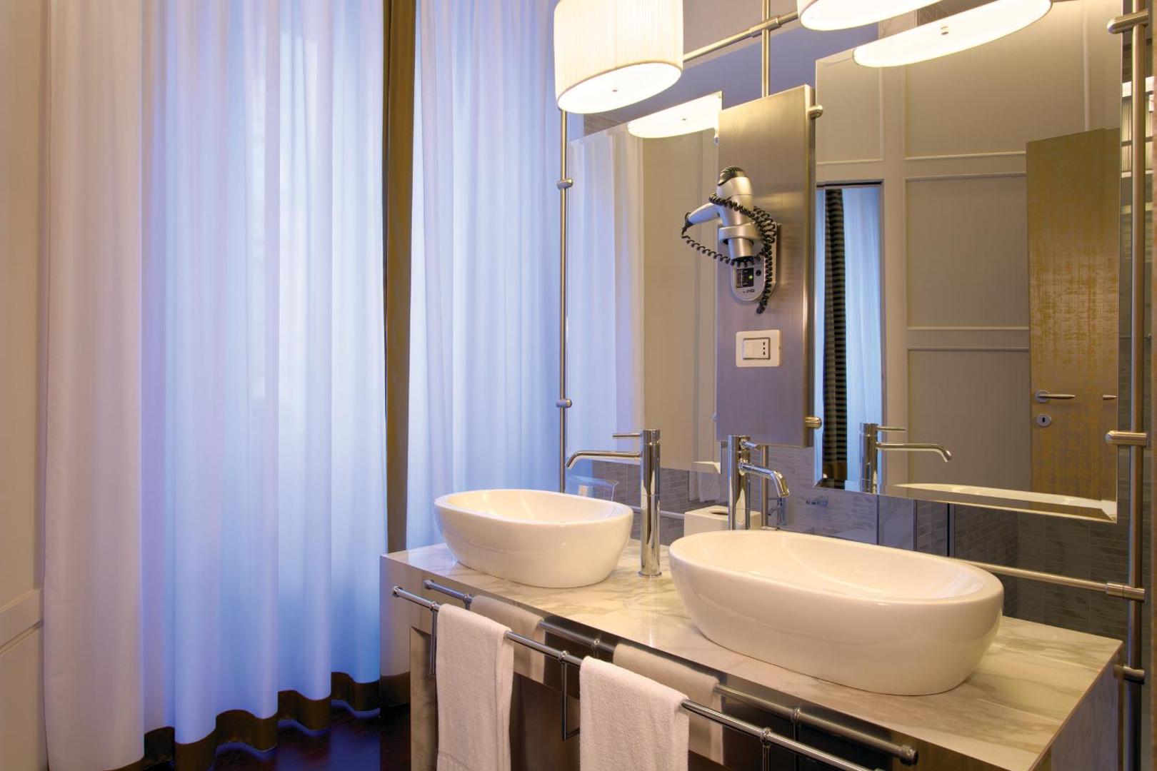 Stendhal Luxury Suites