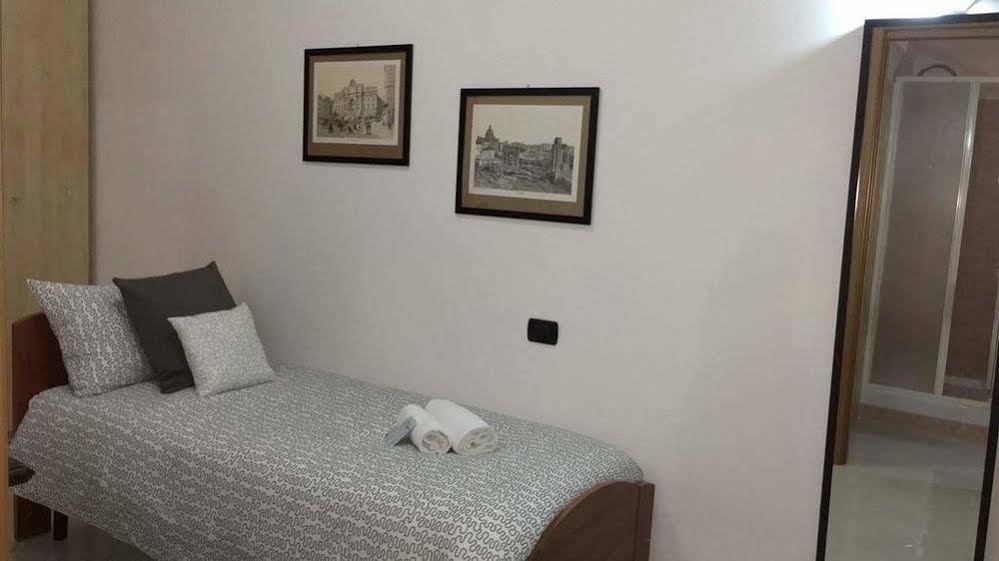 Suites Holiday Rooms