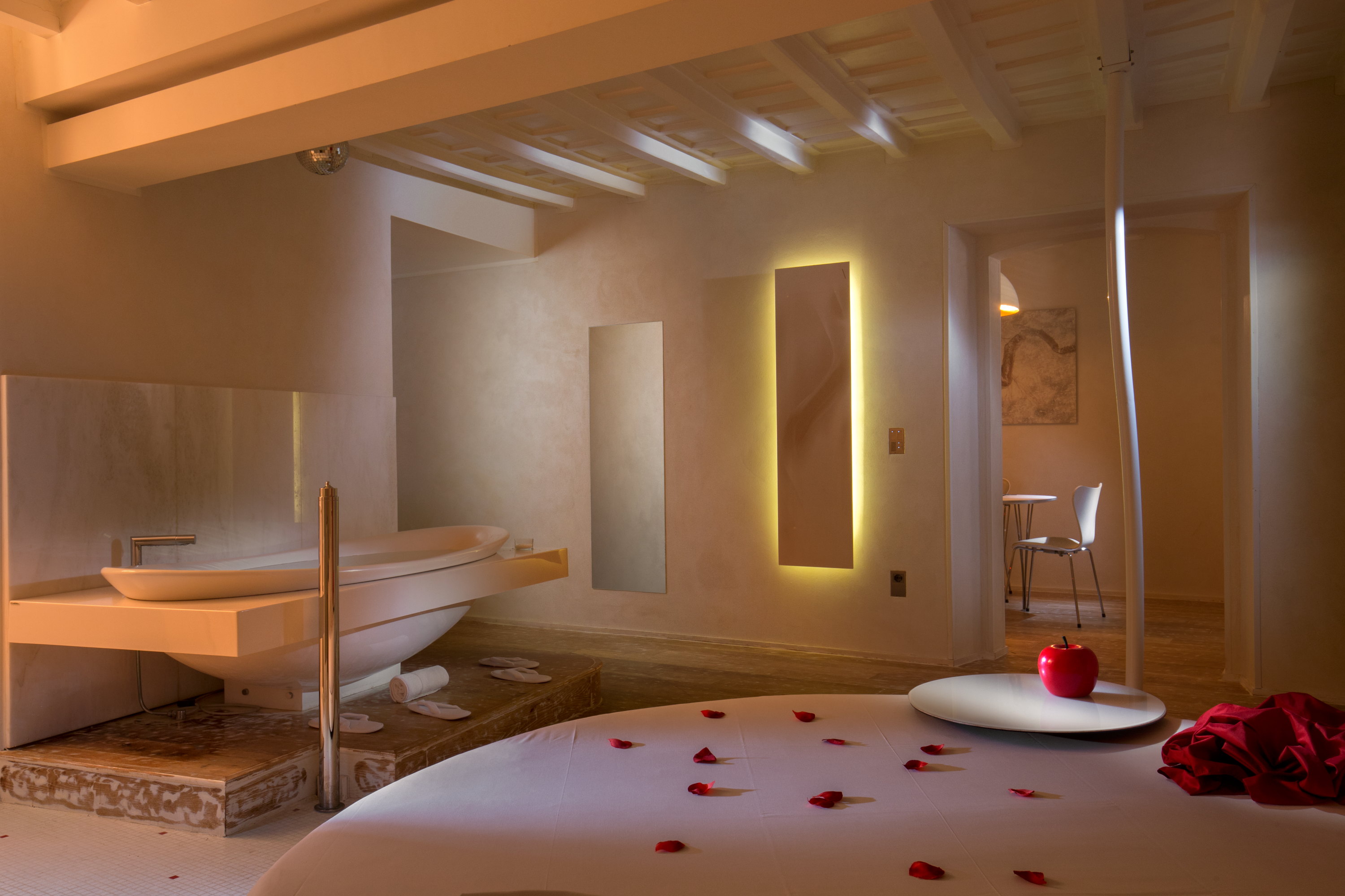 Suite Sistina for Lovers