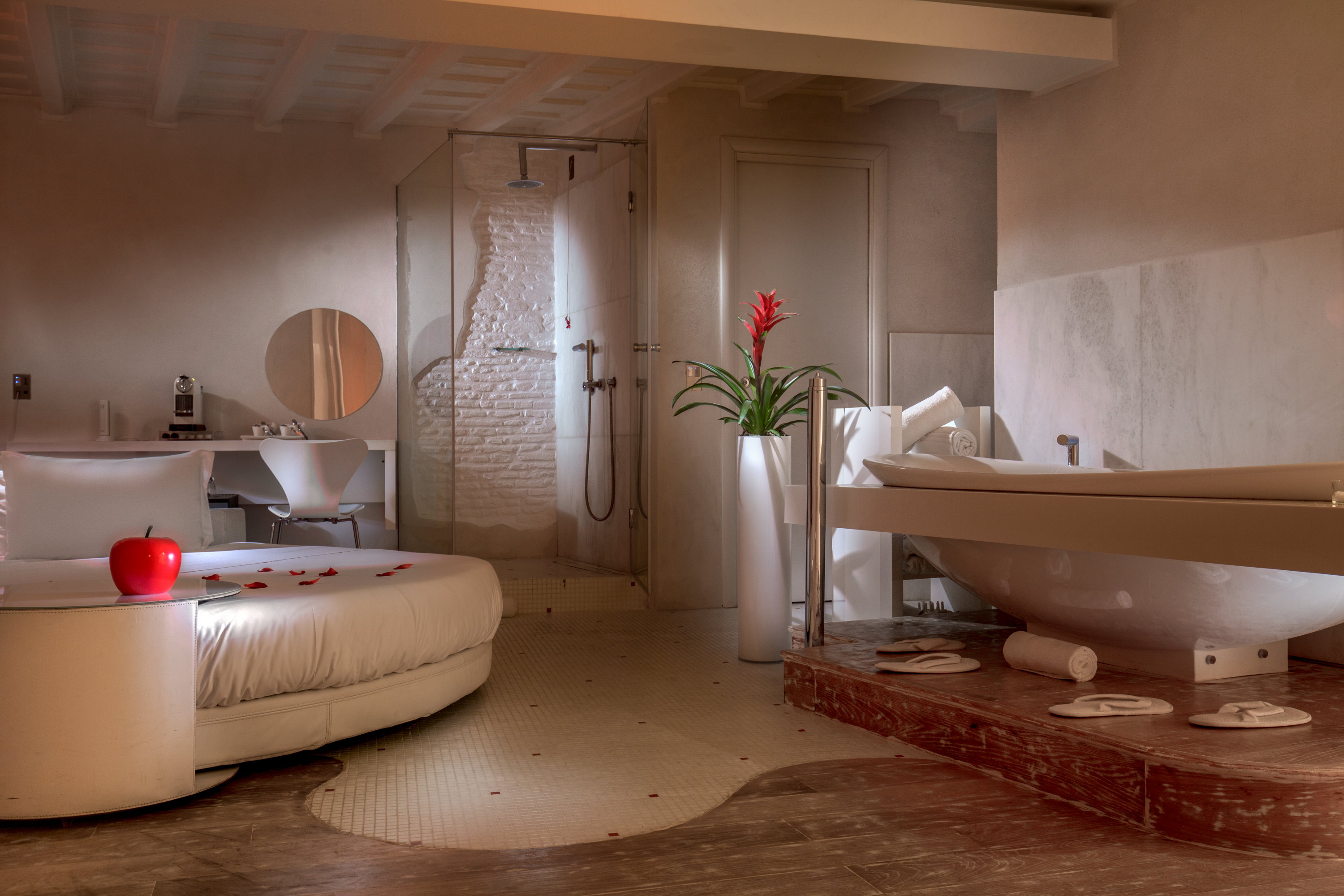 Suite Sistina for Lovers