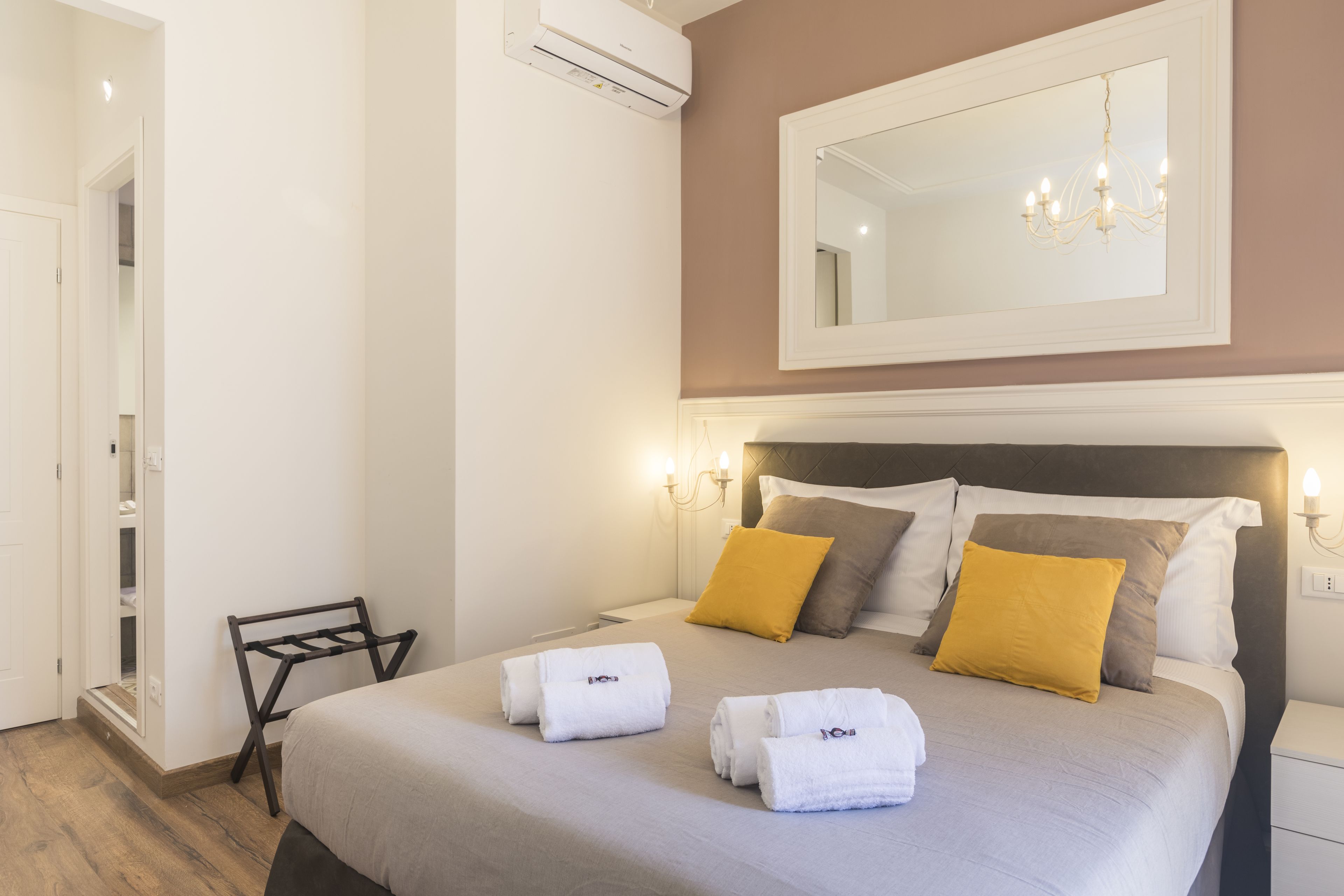 Trastevere Gallery Suites