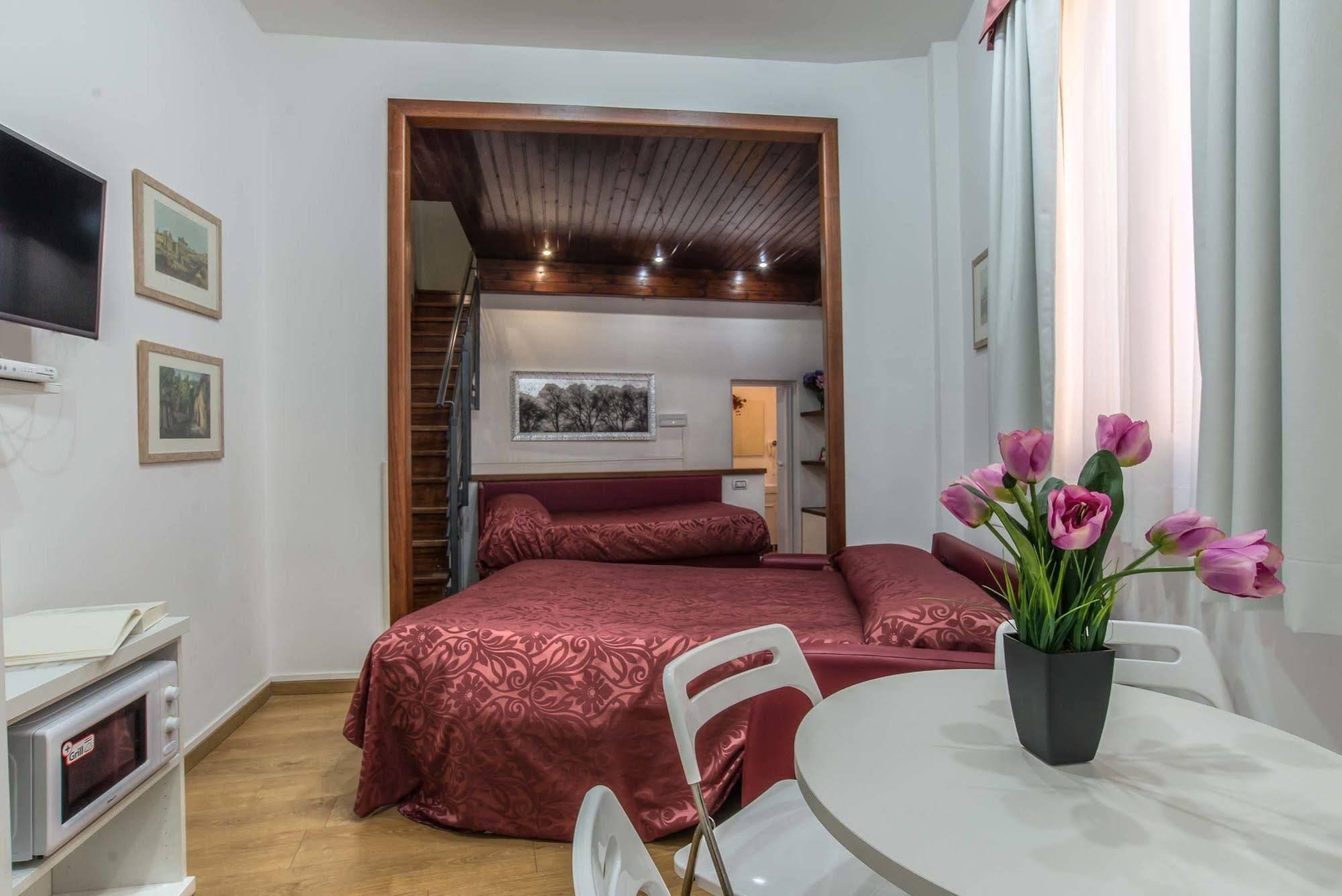Trevi Rome Suite