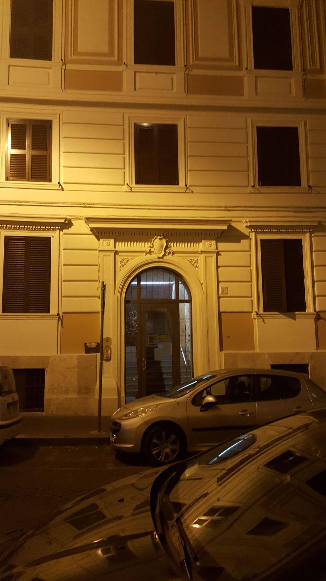 Una Finestra su Monti