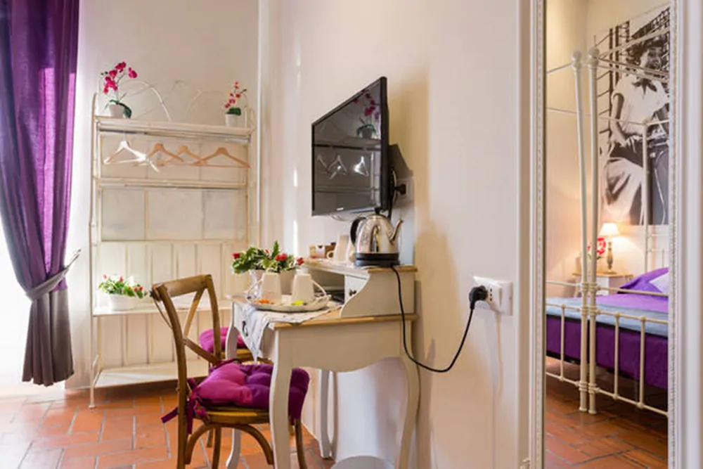 Vacanze Romane Rooms