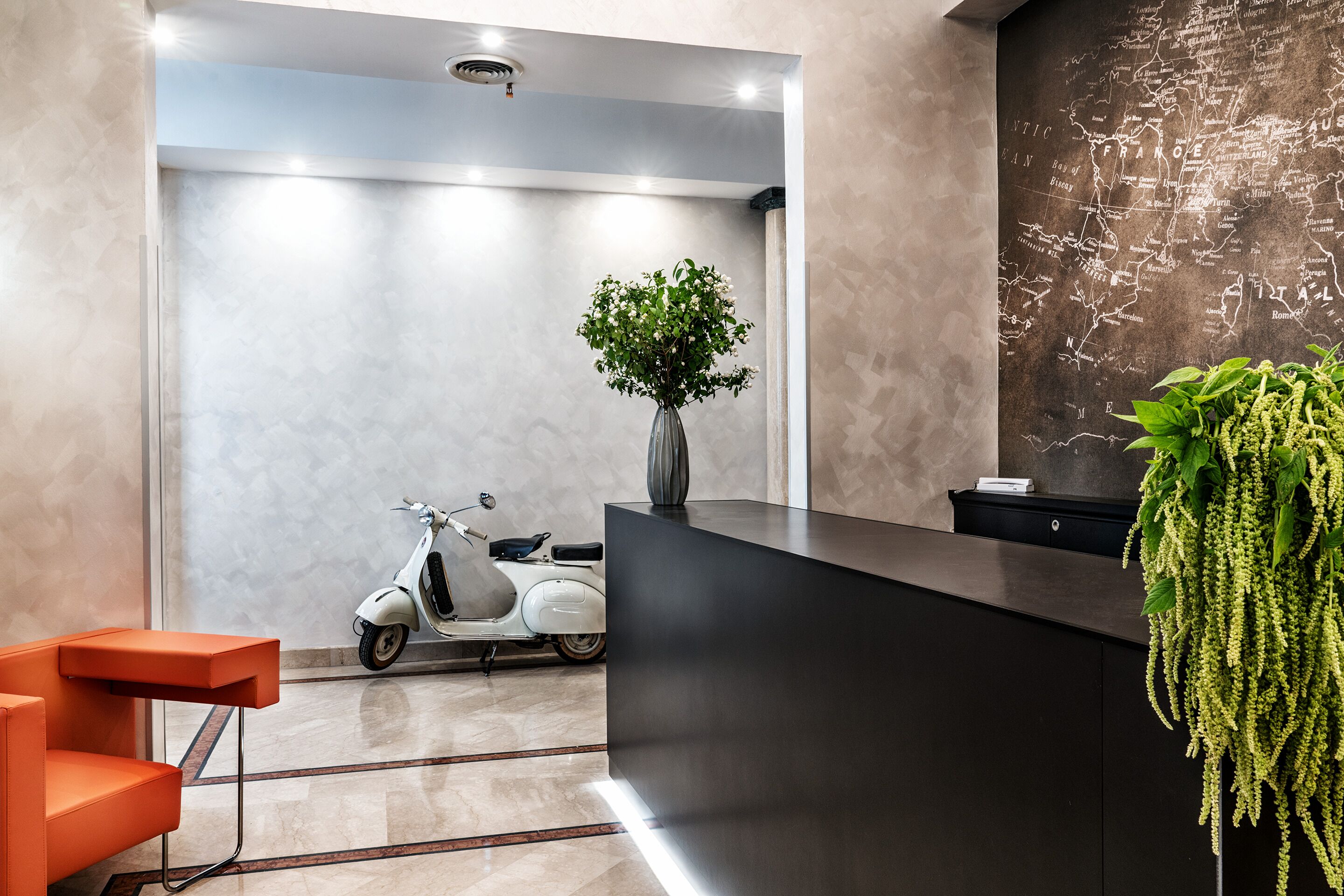 Varese Hotel