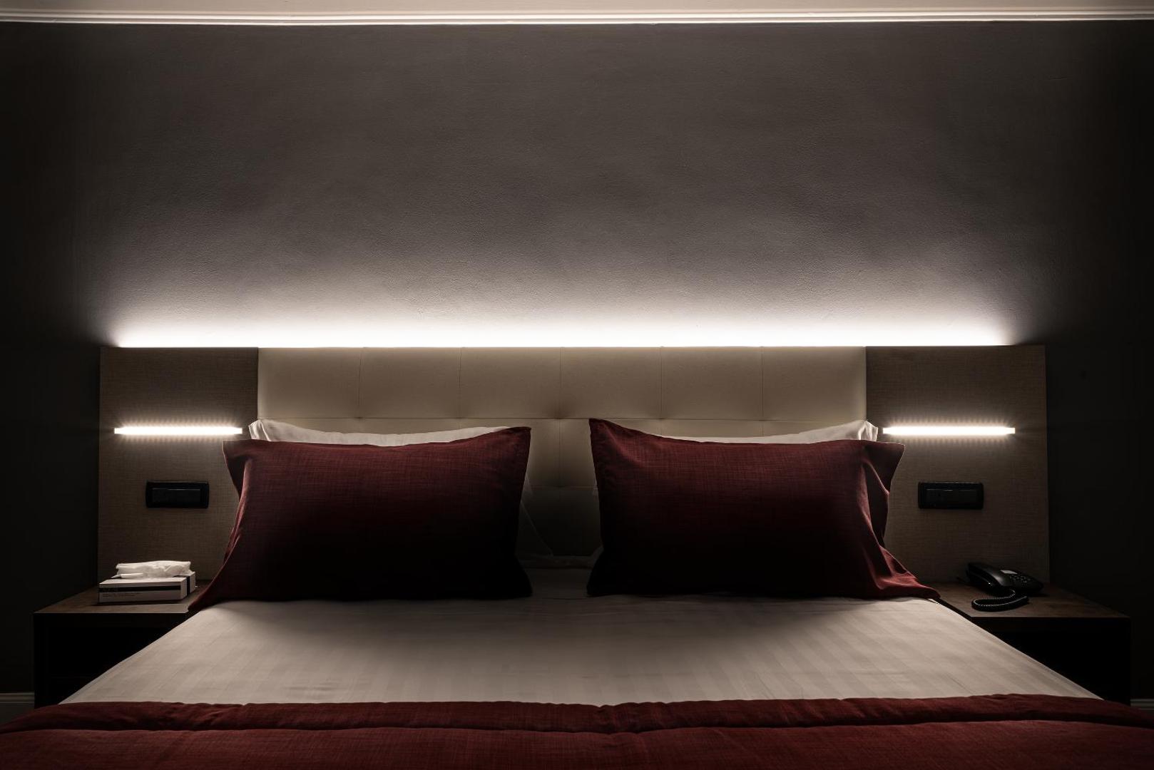 Varese Hotel