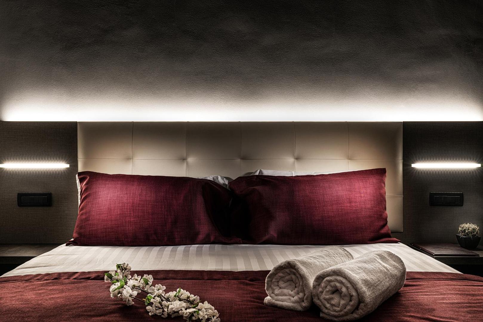 Varese Hotel