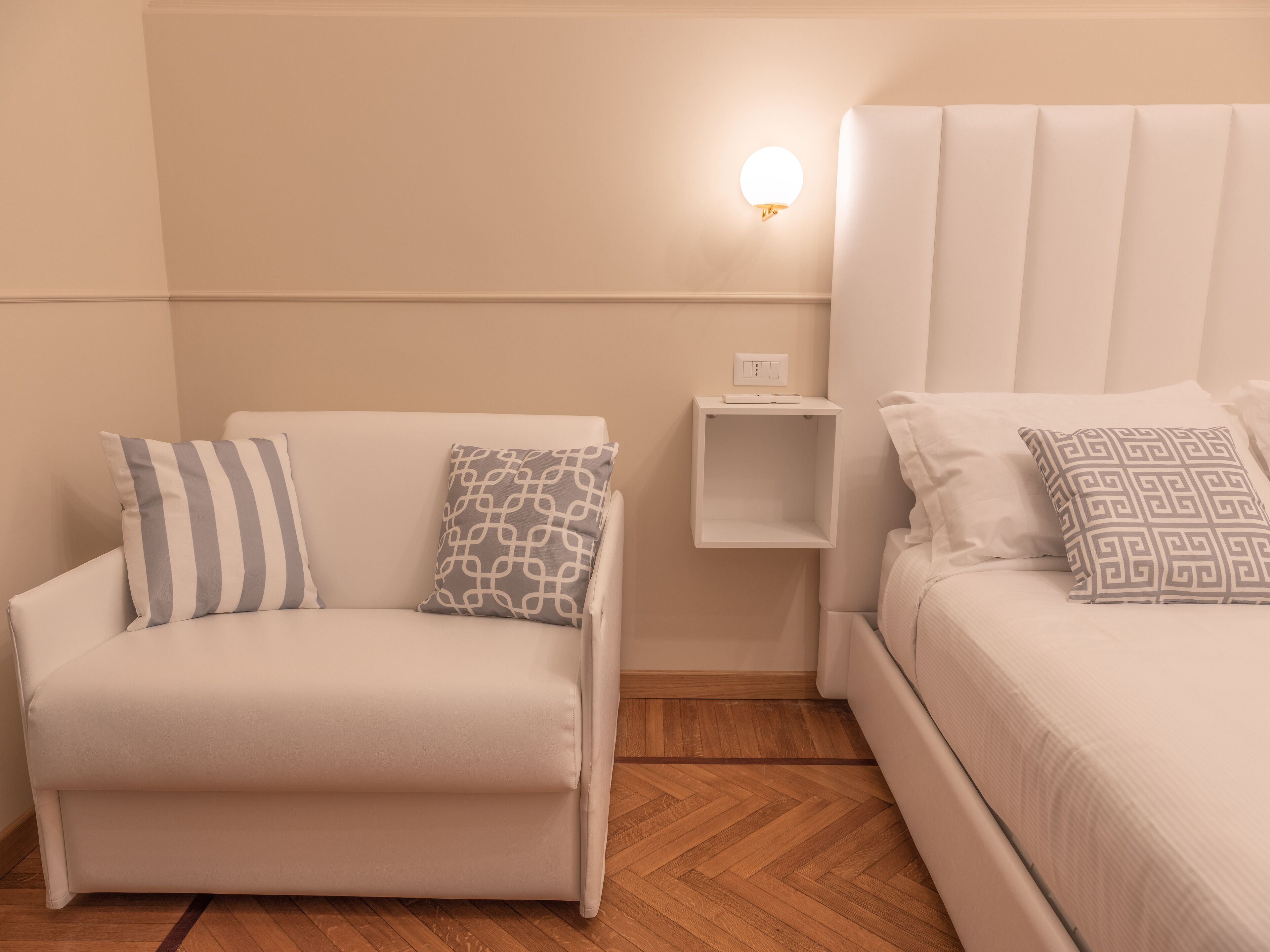 Vatican Palace Suites By Premium Suites Collection