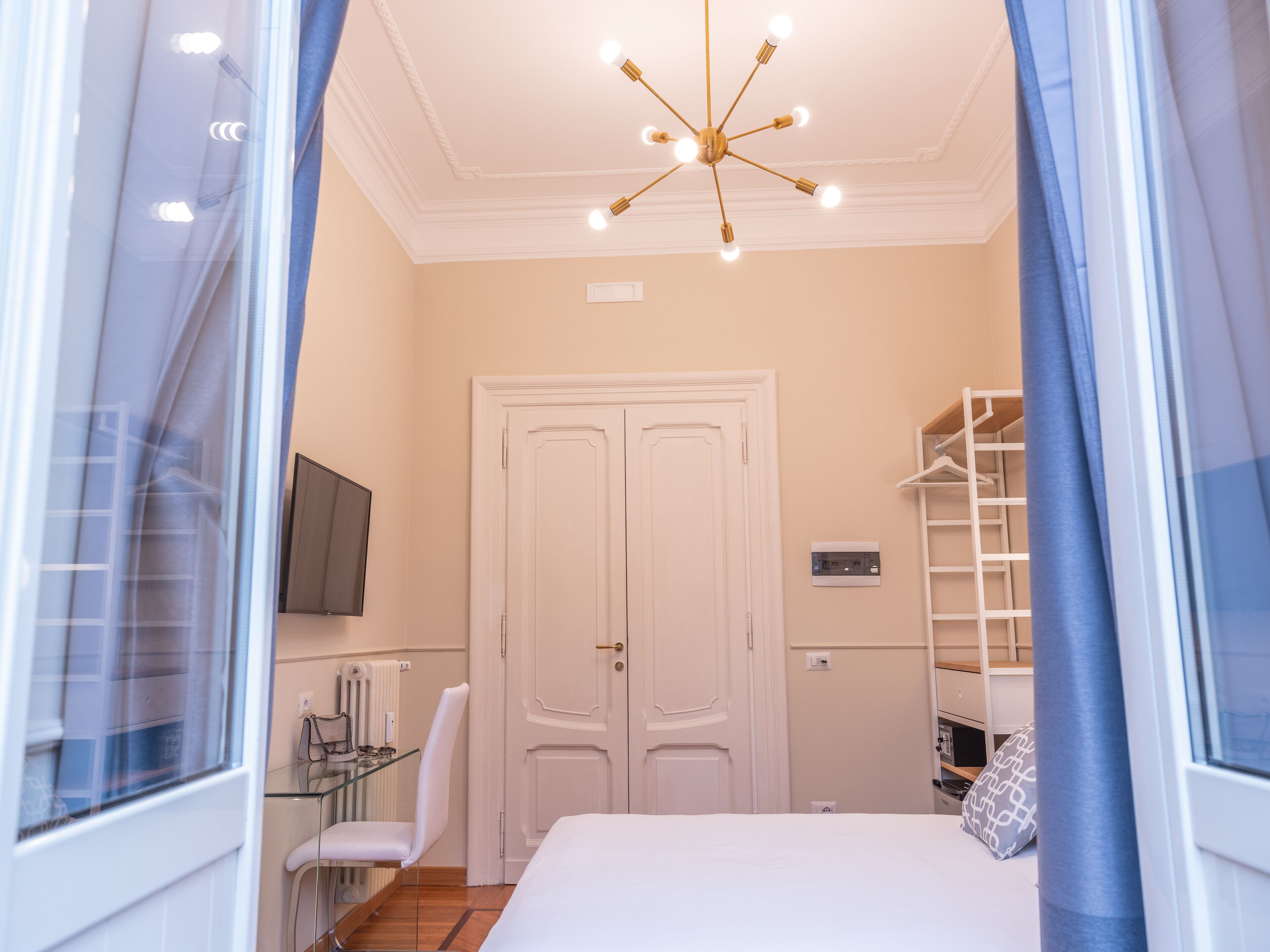 Vatican Palace Suites By Premium Suites Collection