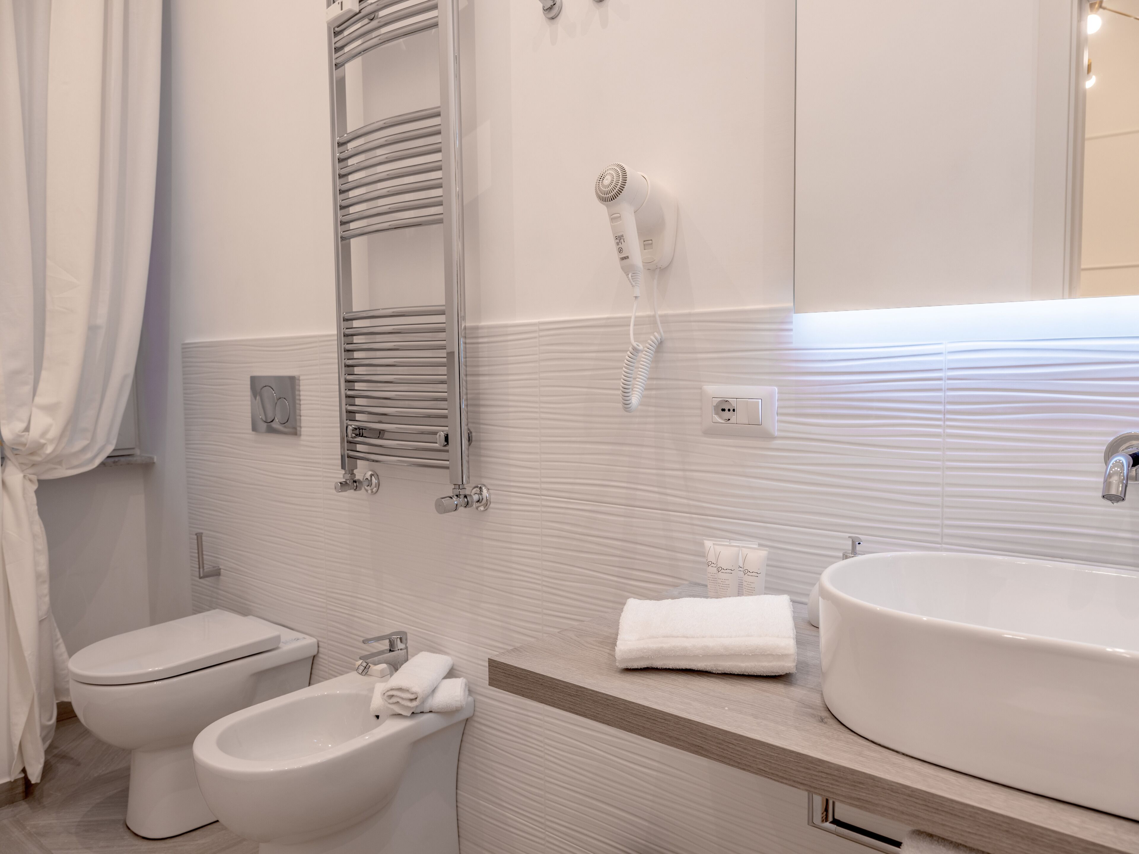Vatican Palace Suites By Premium Suites Collection