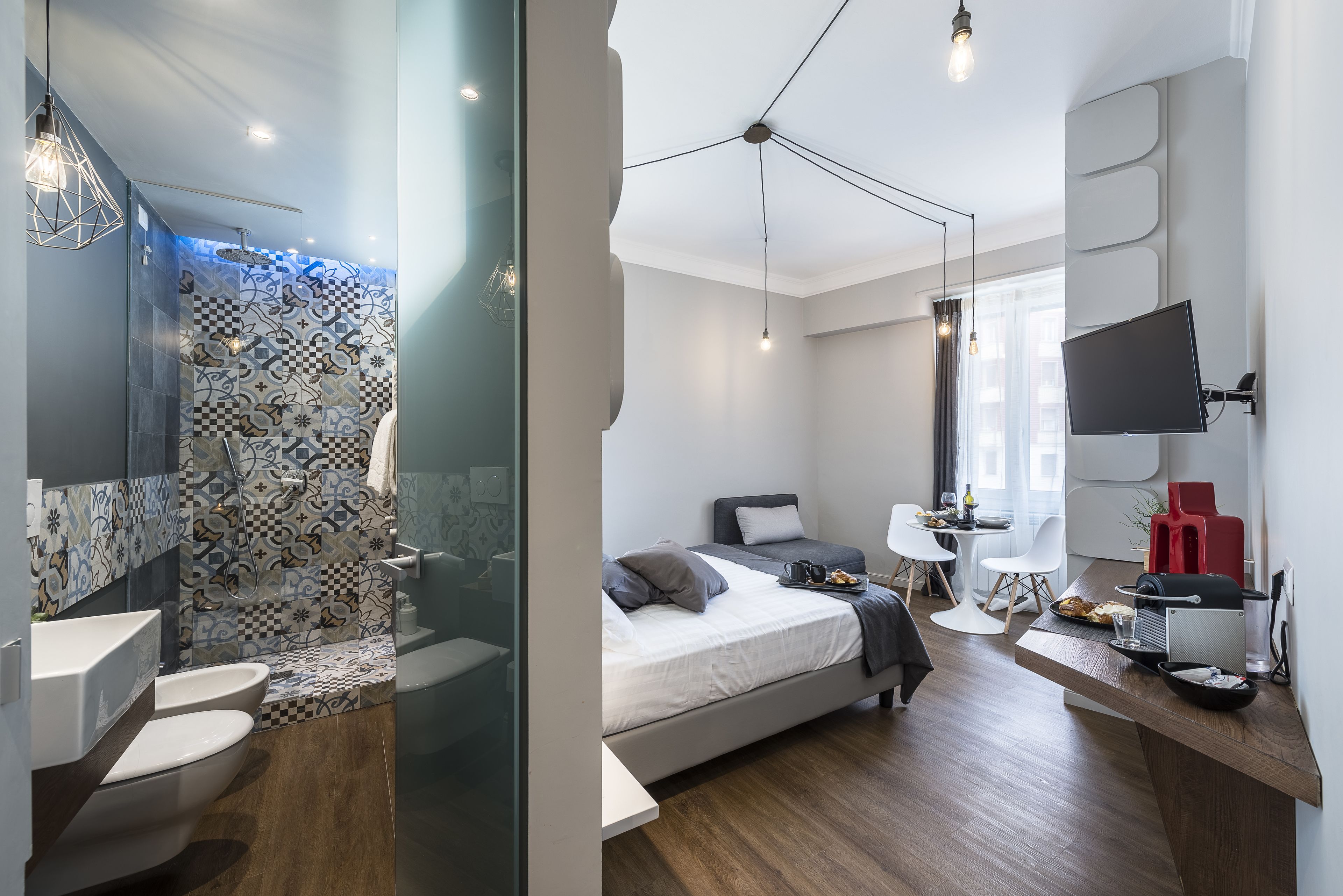 Z-Arch Suites