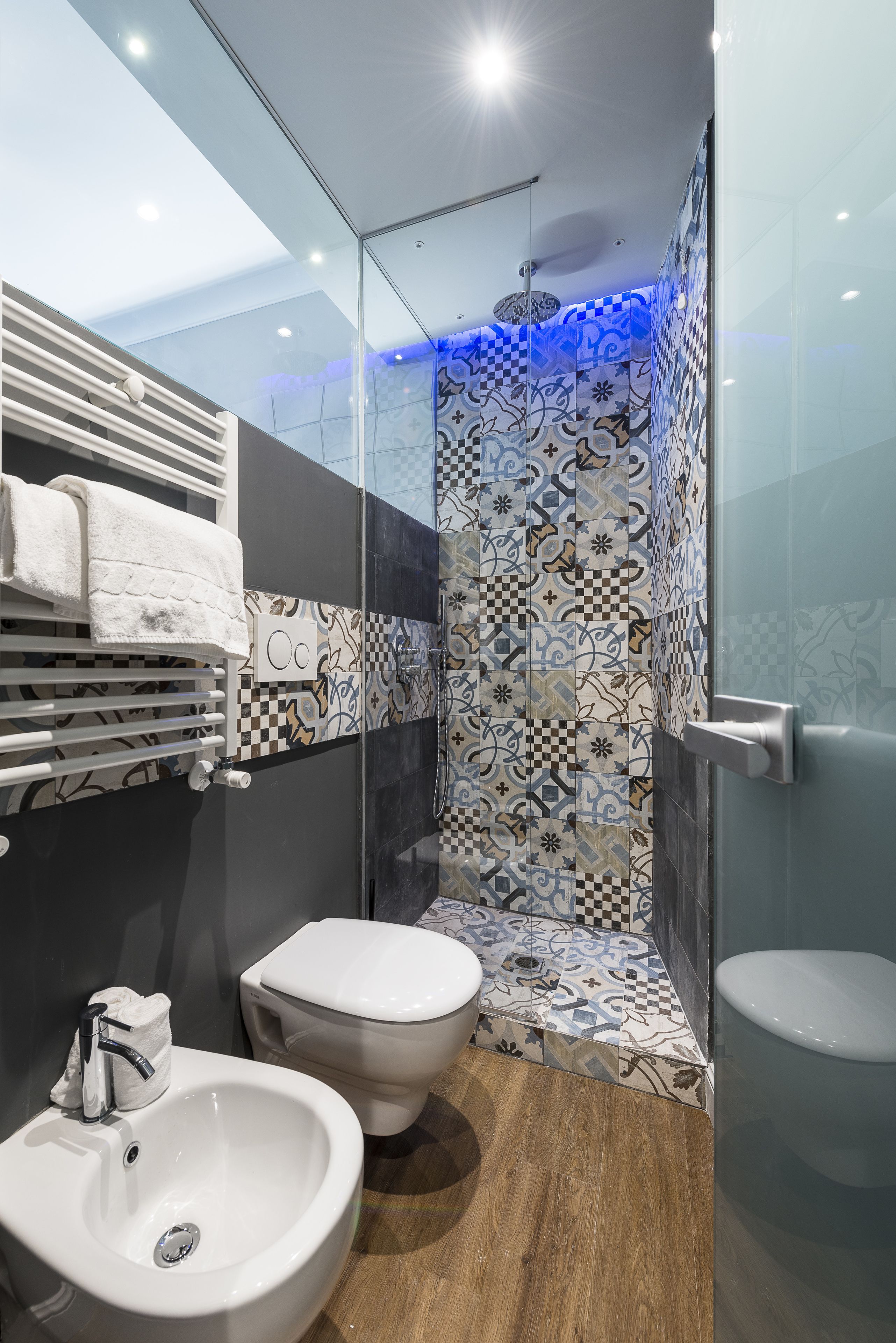 Z-Arch Suites