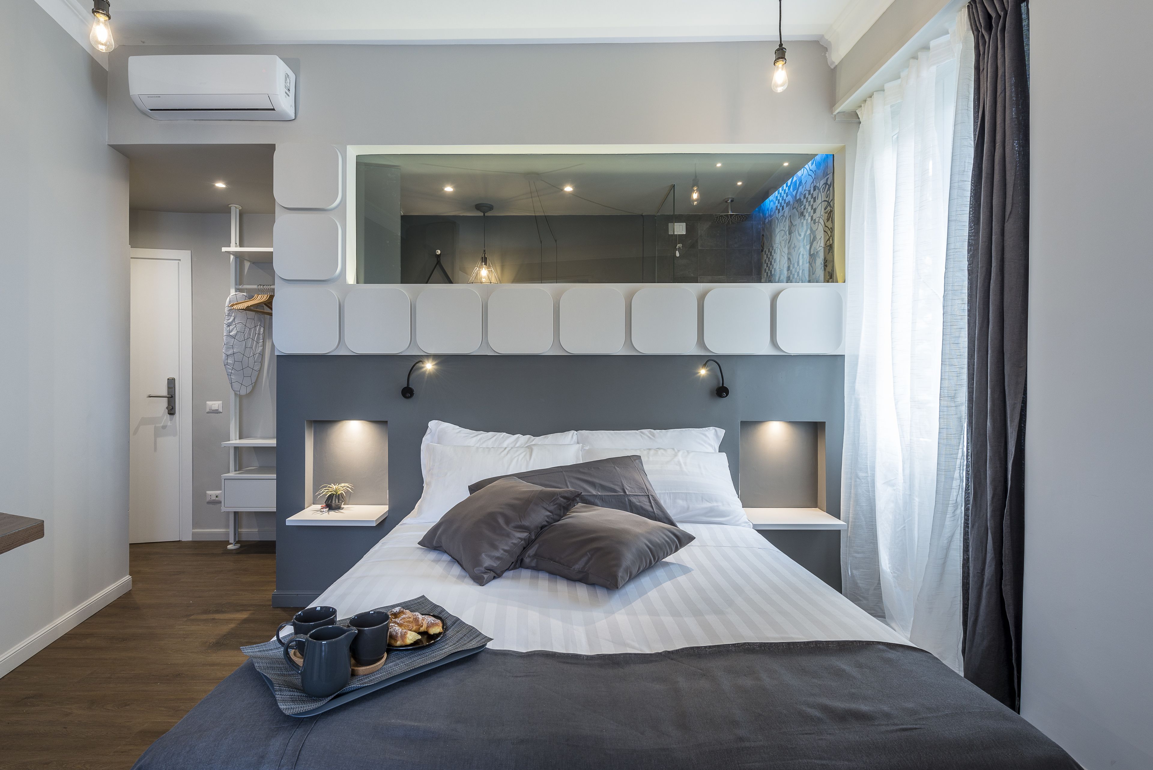 Z-Arch Suites