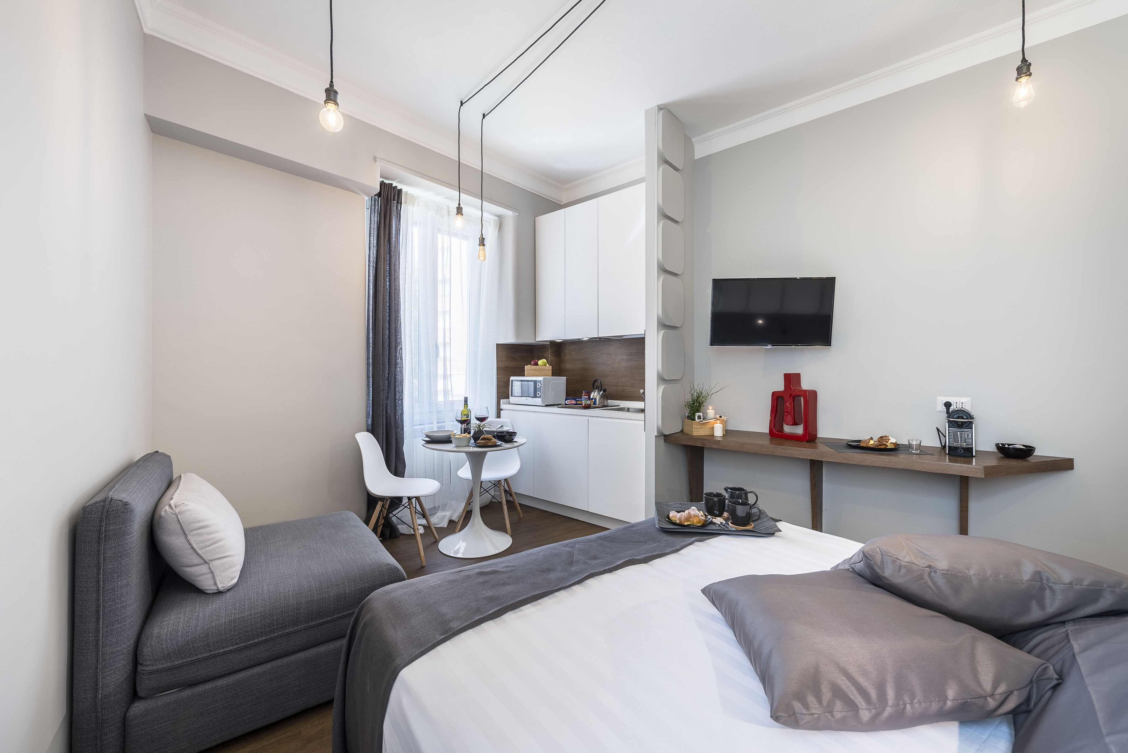 Z-Arch Suites