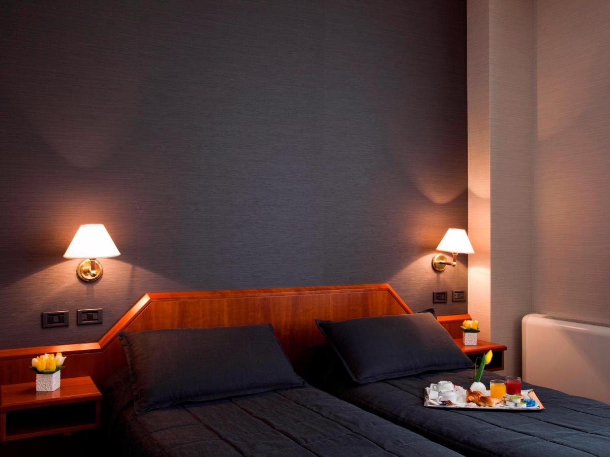 Hotel Zone