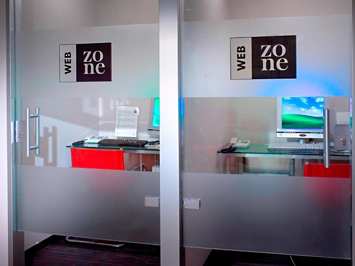 Hotel Zone
