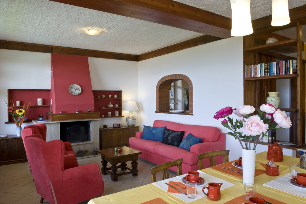 Casa Vacanze Colline Di Luni