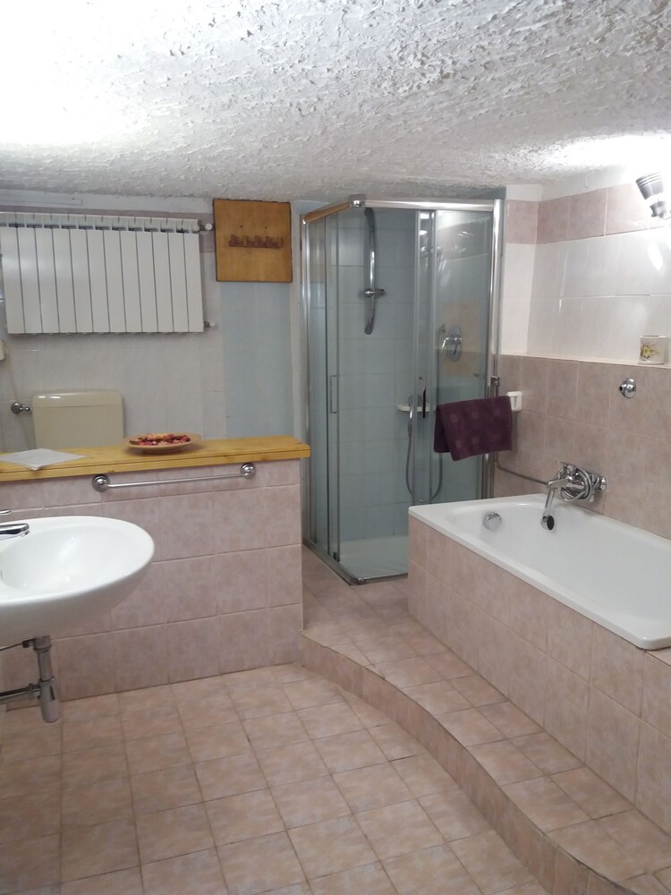Casa Vacanze Colline Di Luni