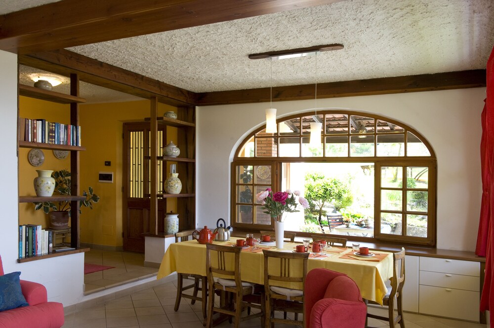 Casa Vacanze Colline Di Luni