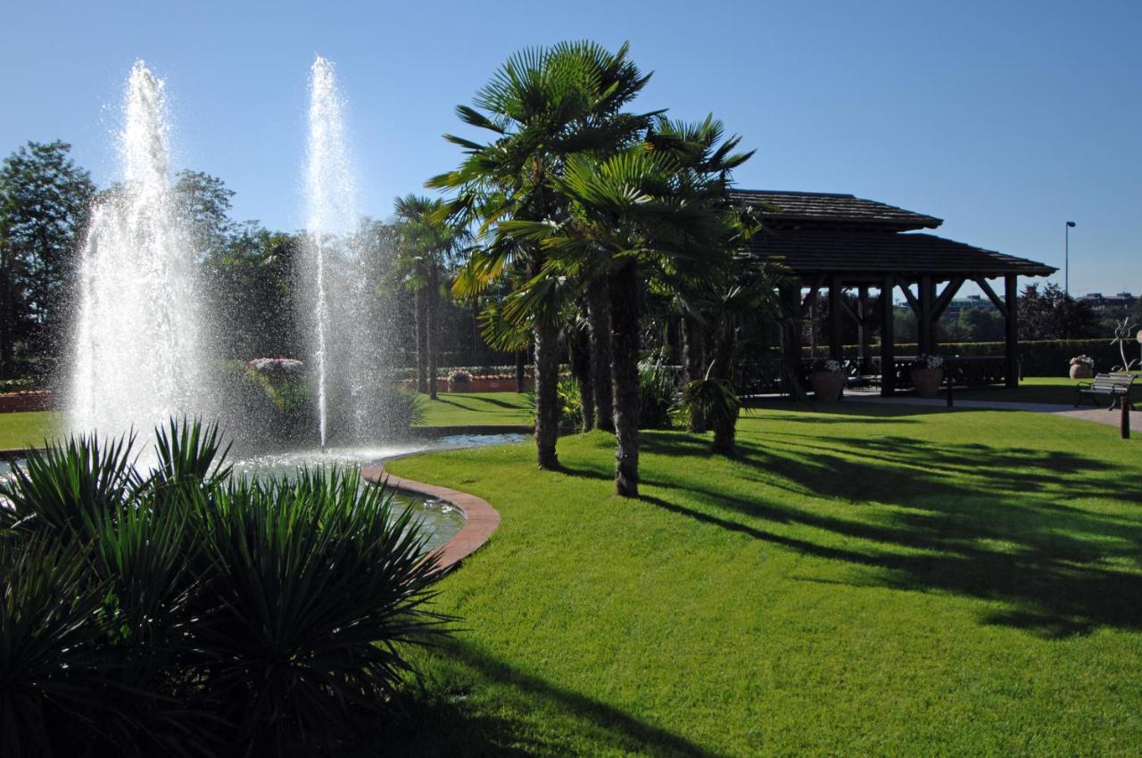 Royal Garden