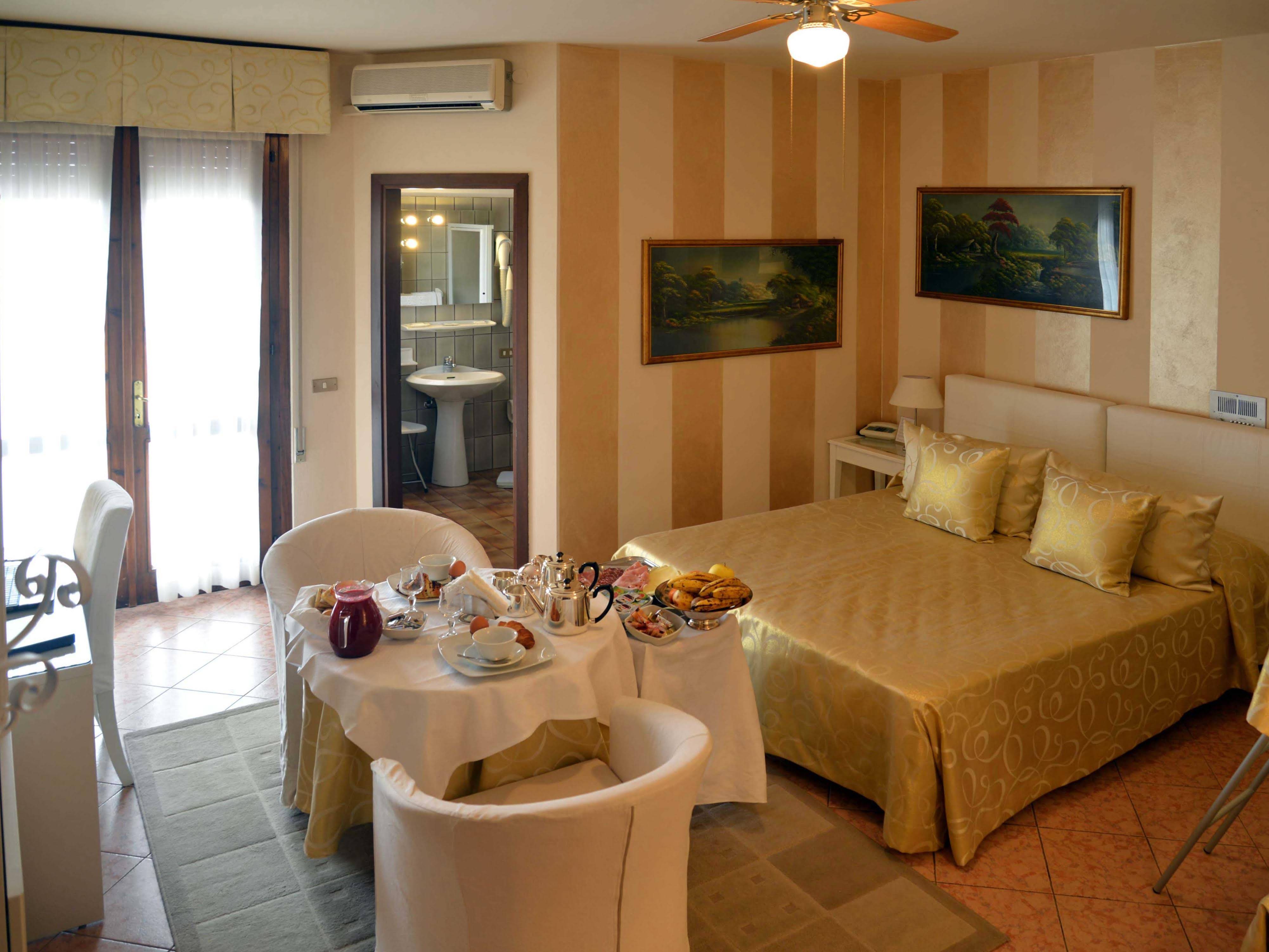 Niga Hotel