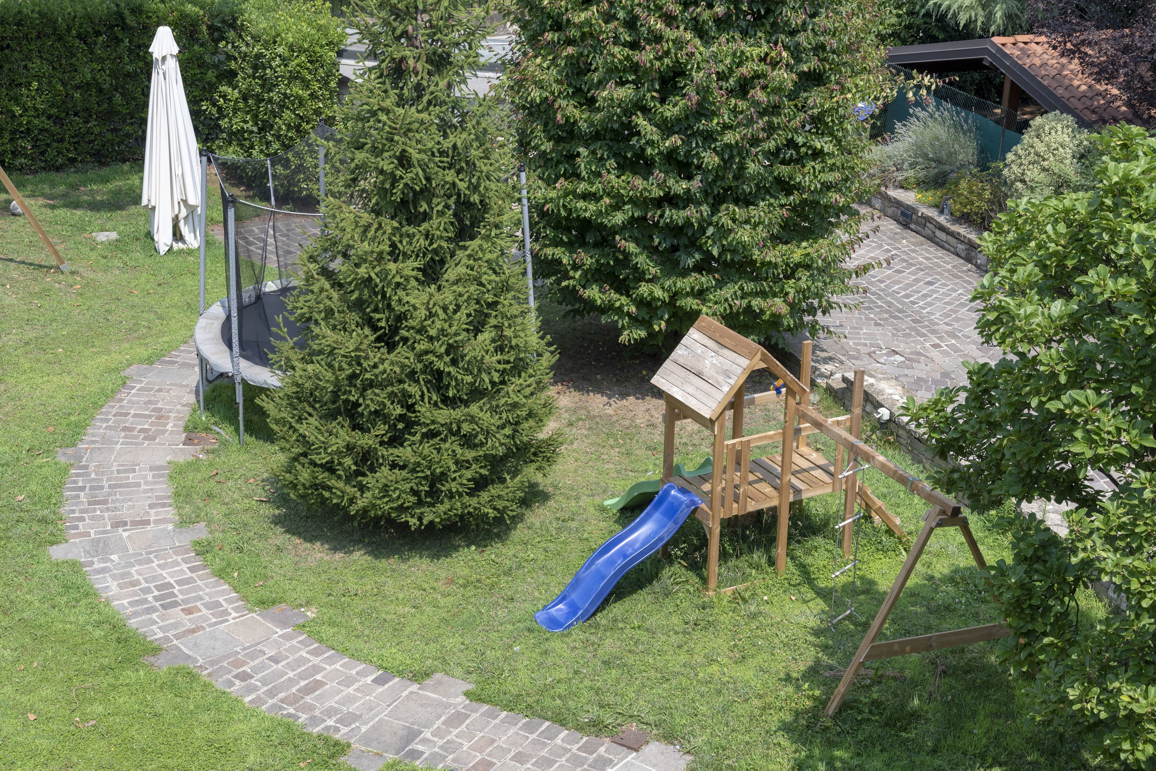 Villa & Garden