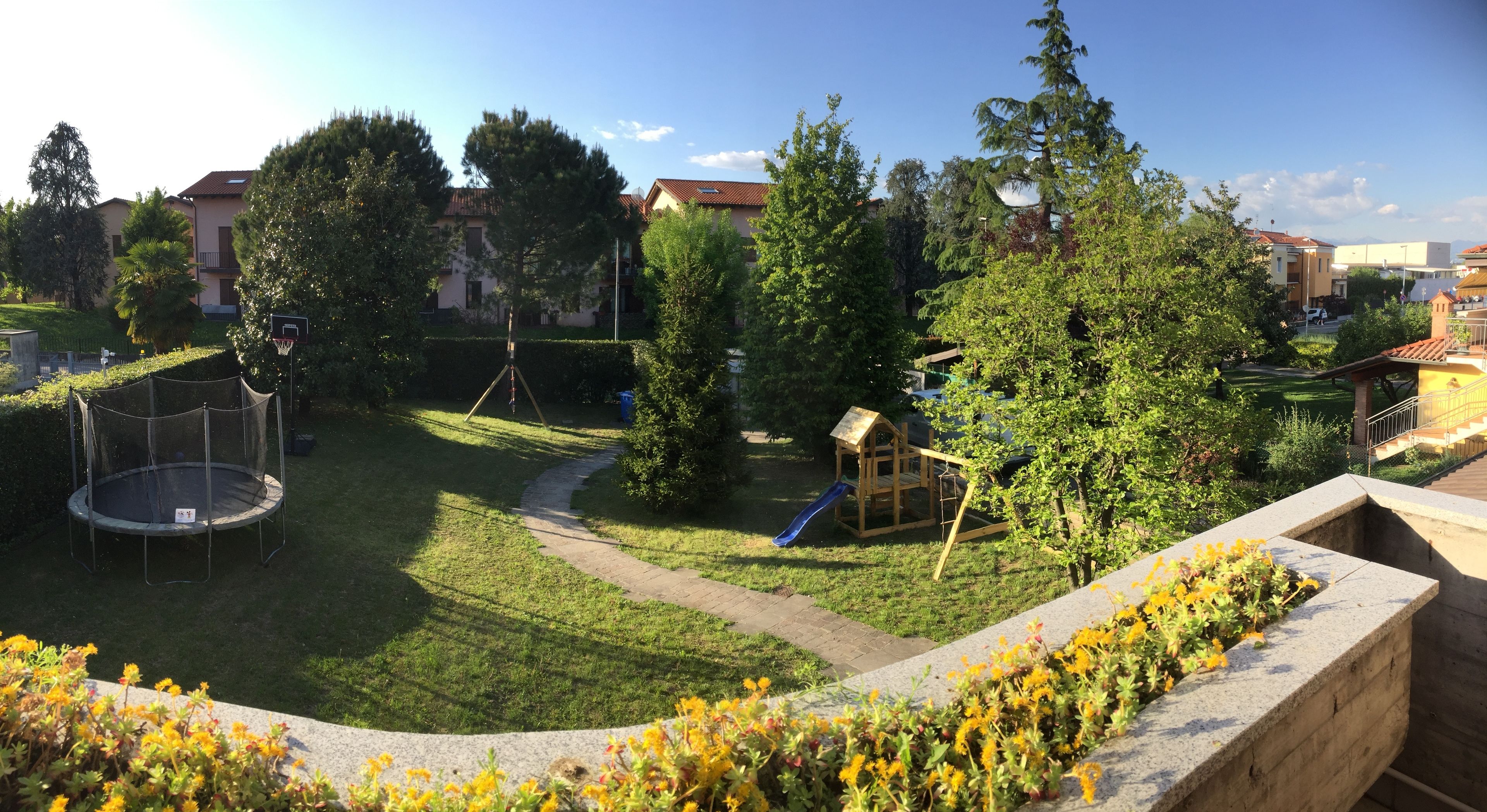 Villa & Garden