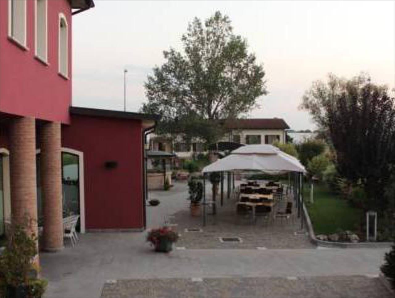 Albergo Delle Industrie