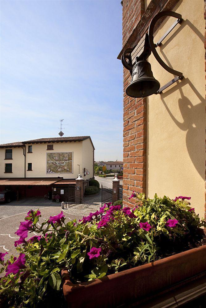 Luna Residence