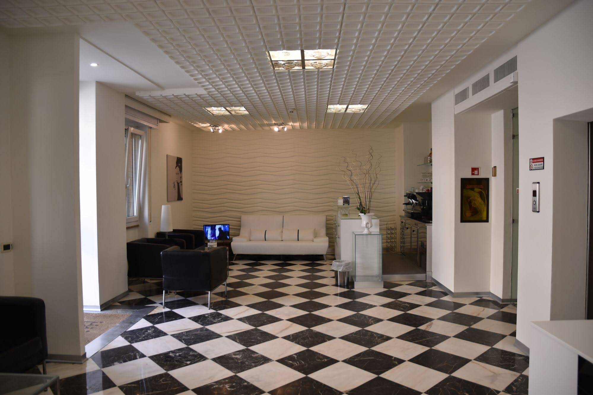 Hotel Fiesta