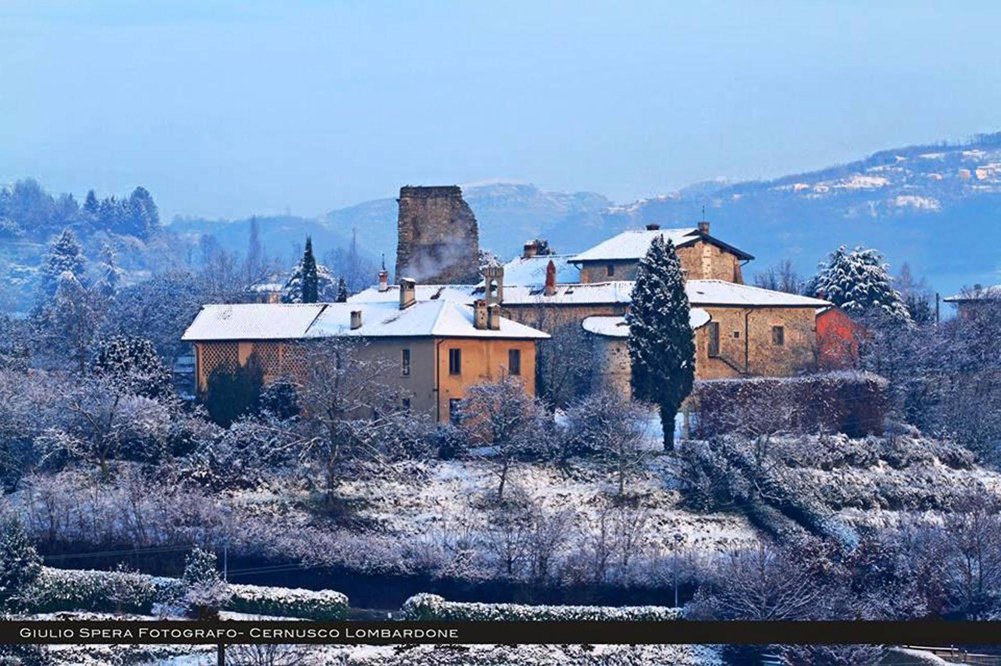 Castello Di Cernusco Lombardone