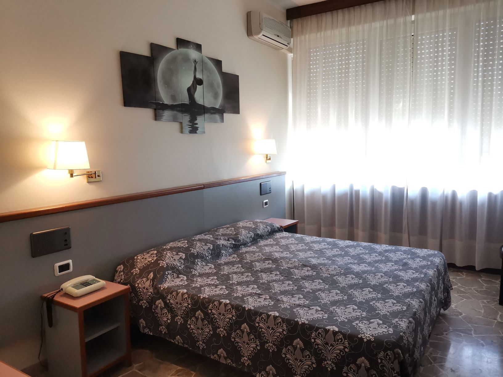 Hotel H&L