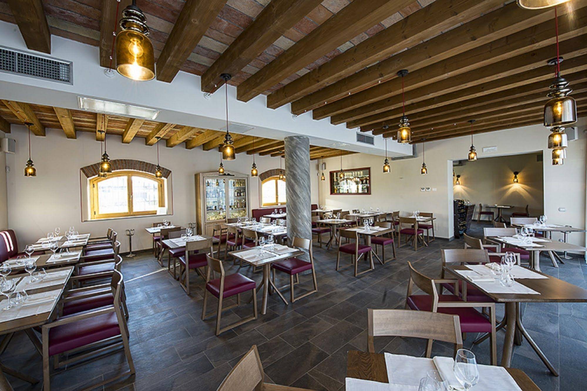 Hotel Sesmones
