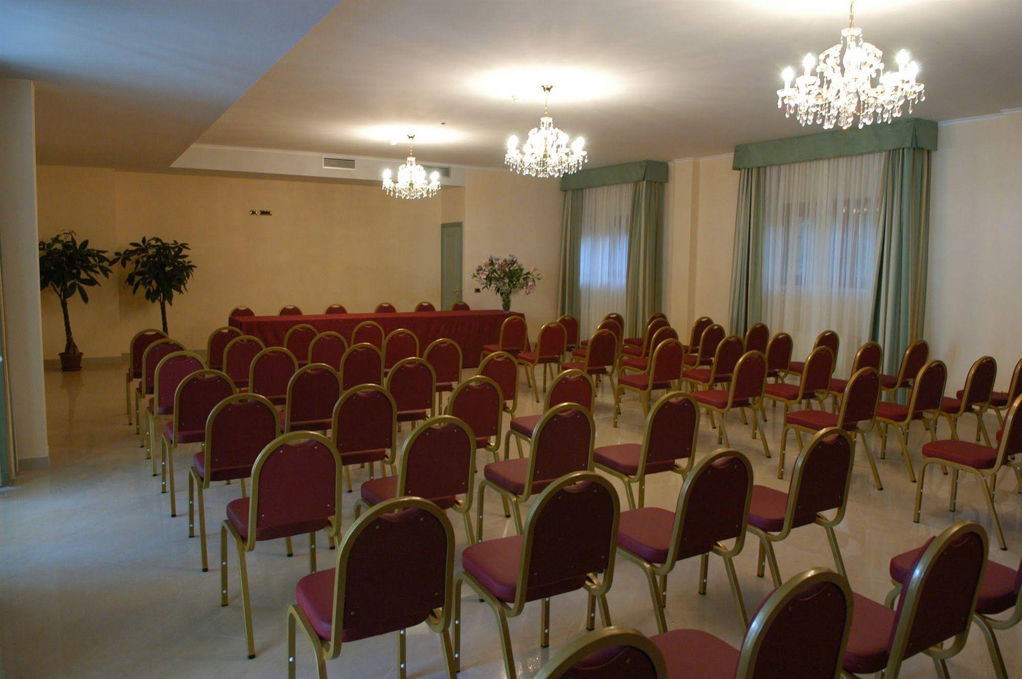 Pilgrim's Hotel