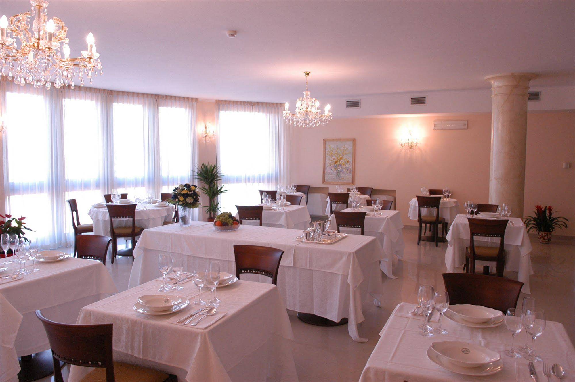 Pilgrim's Hotel
