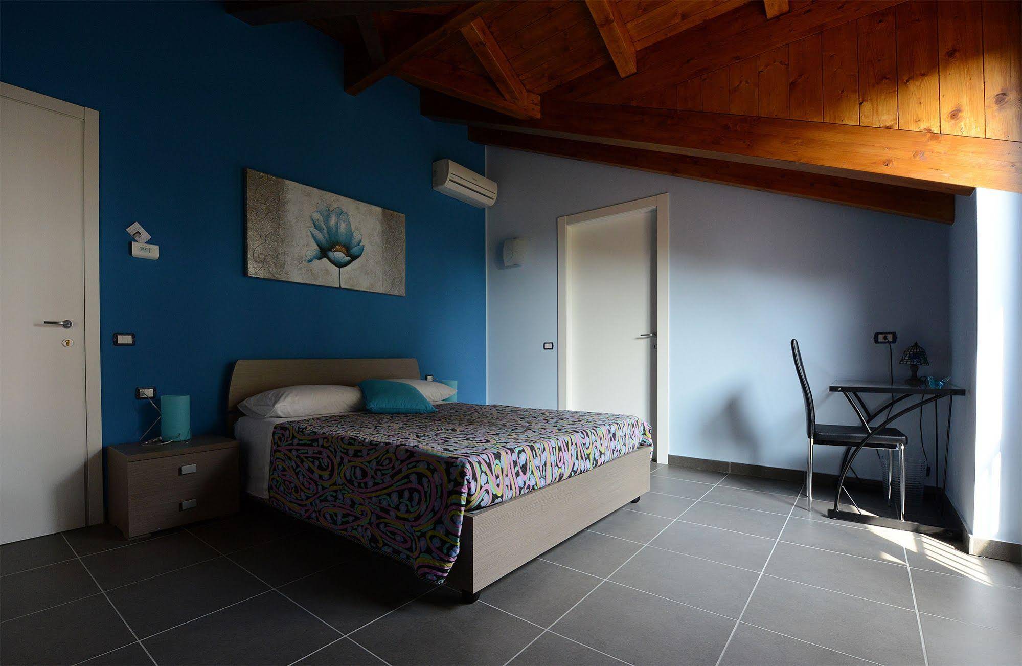 I Fiori Di Malpensa - Bed & Breakfast