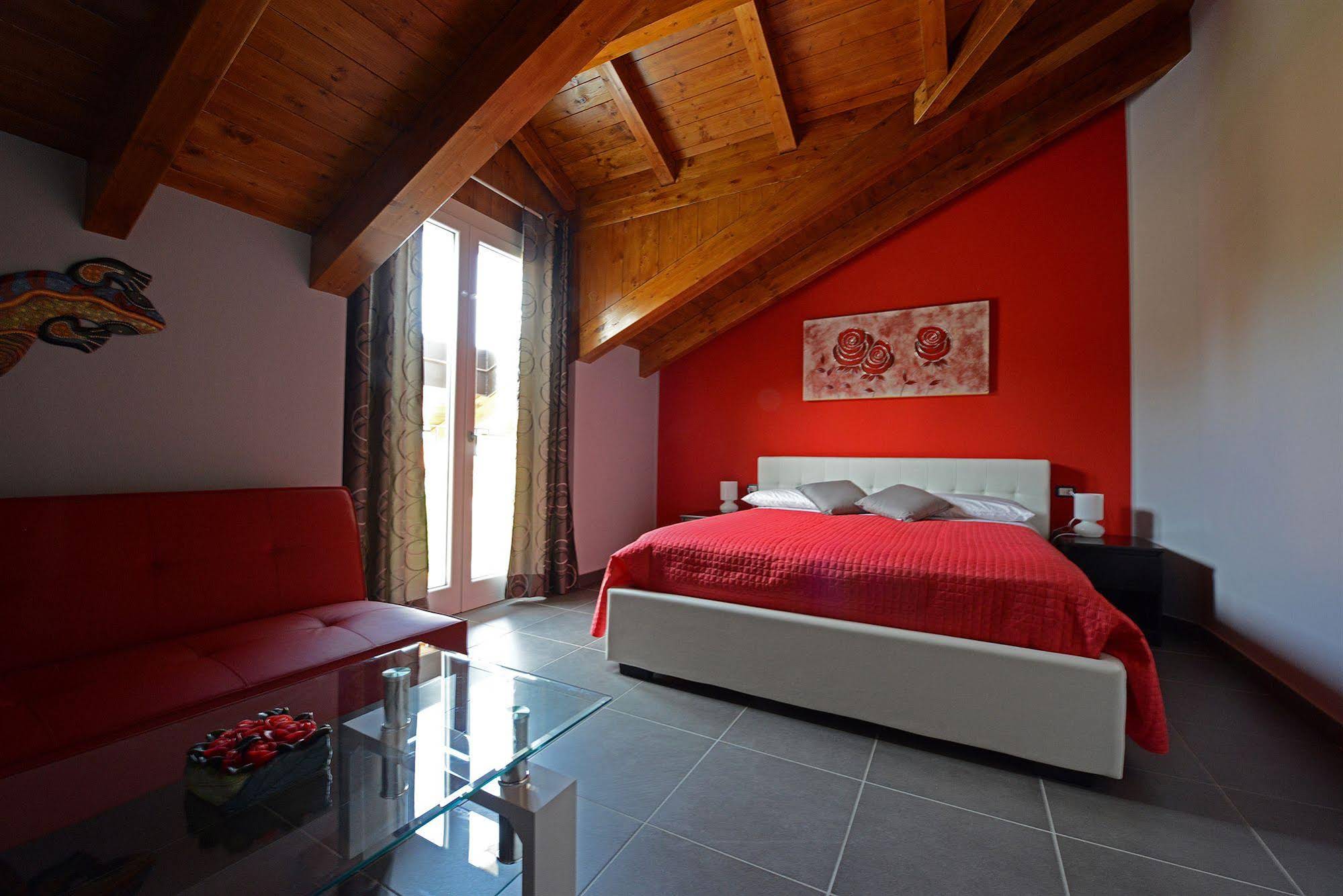 I Fiori Di Malpensa - Bed & Breakfast