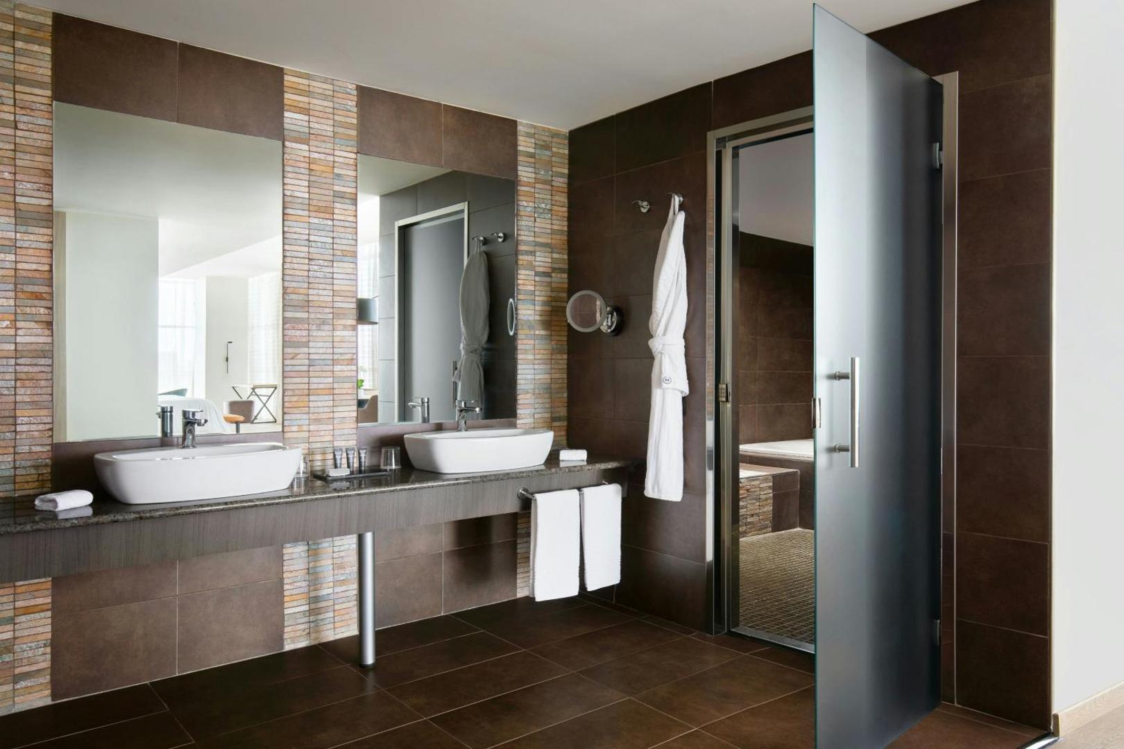 Sheraton Milan Malpensa Airport Hotel & Conference Centre