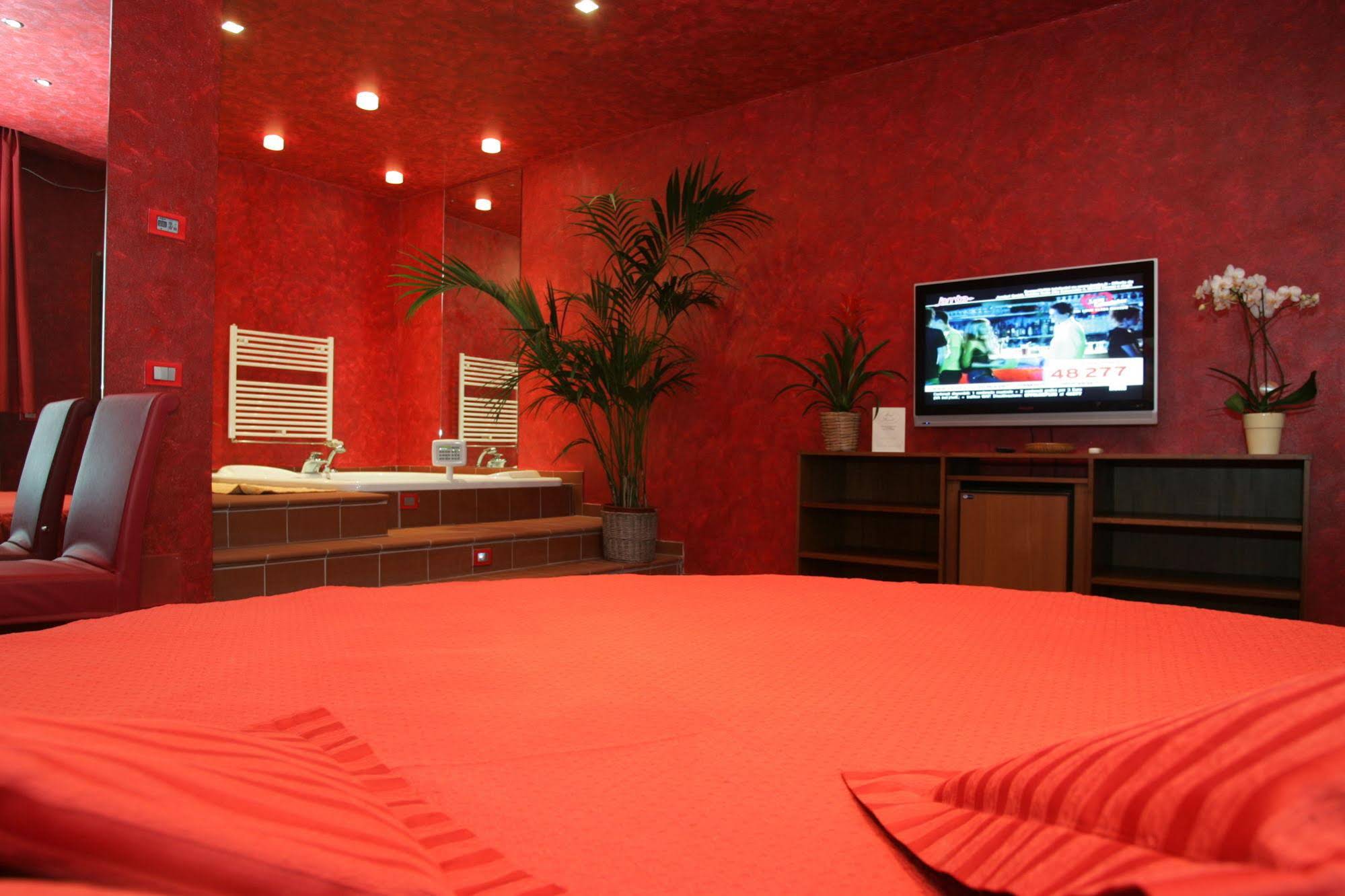 Hotel Motel Ranch