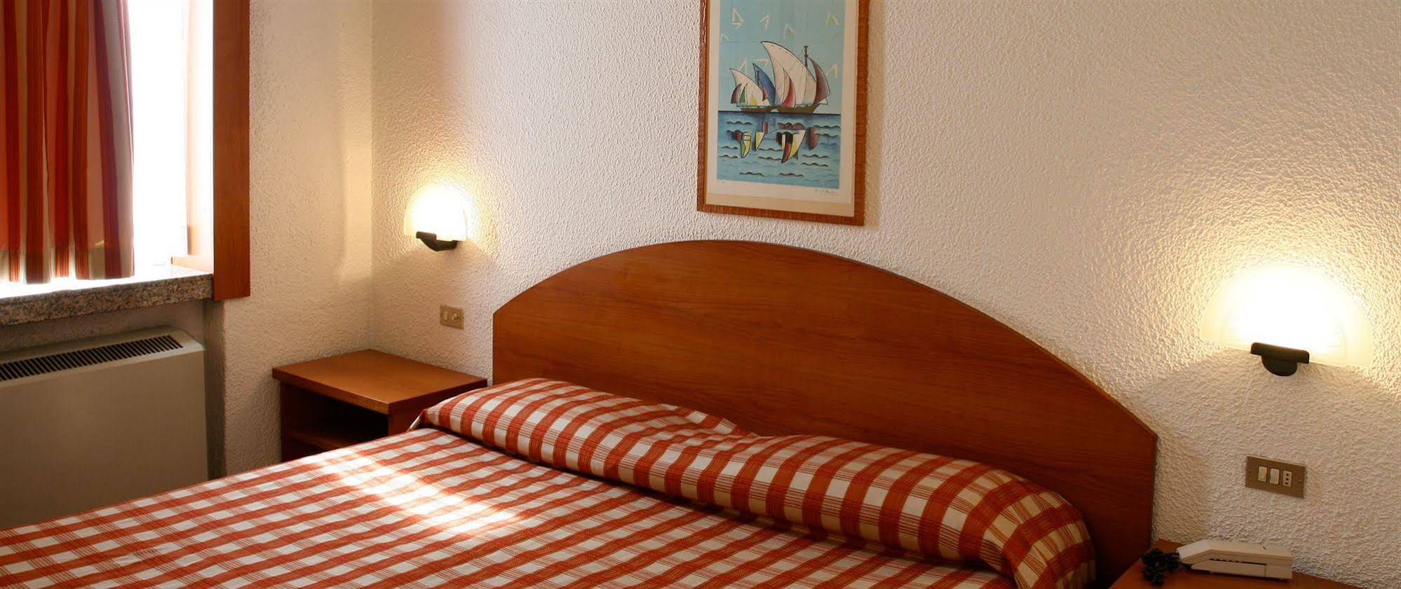 Golf Hotel