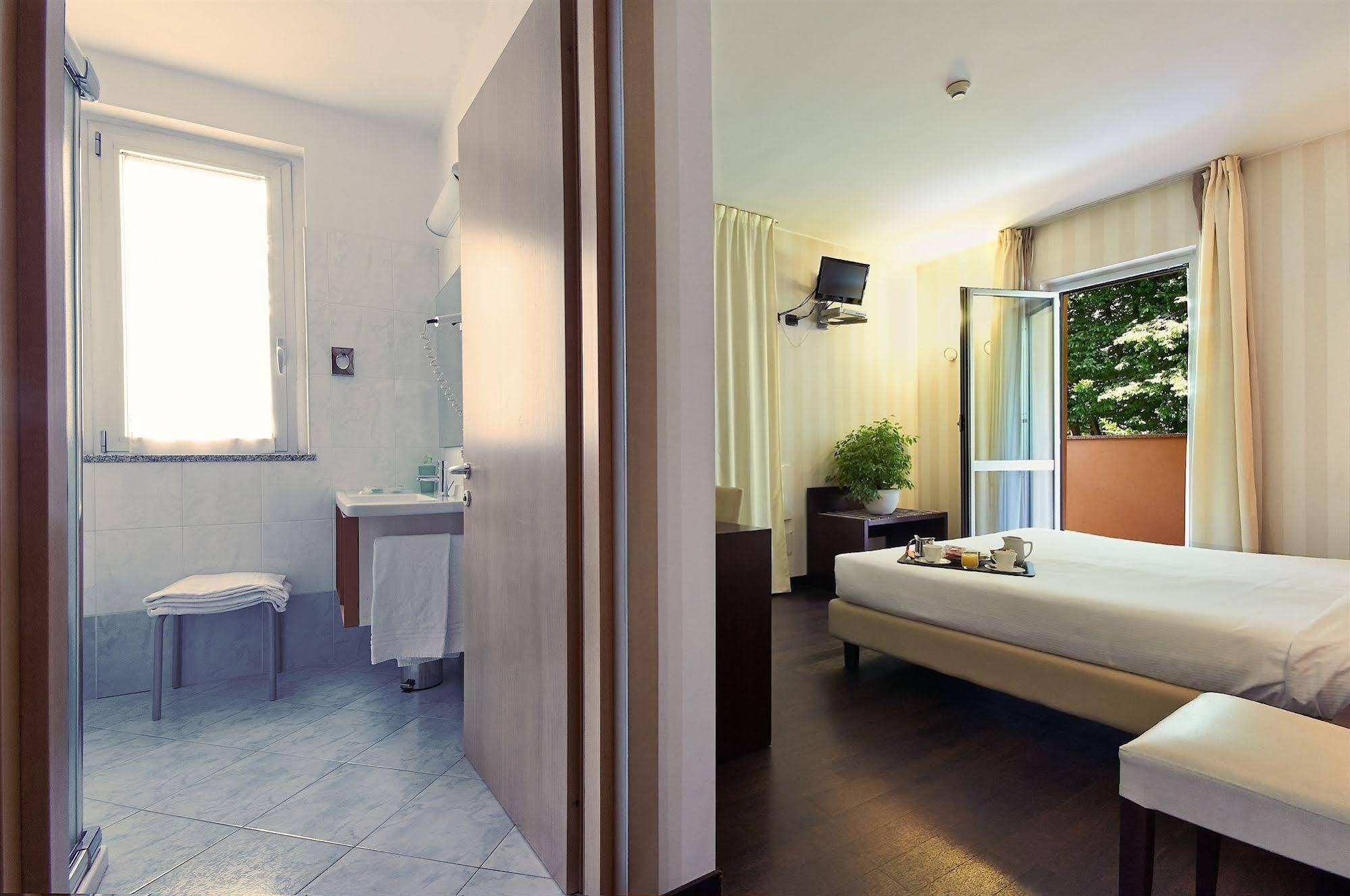 Hotel 2c