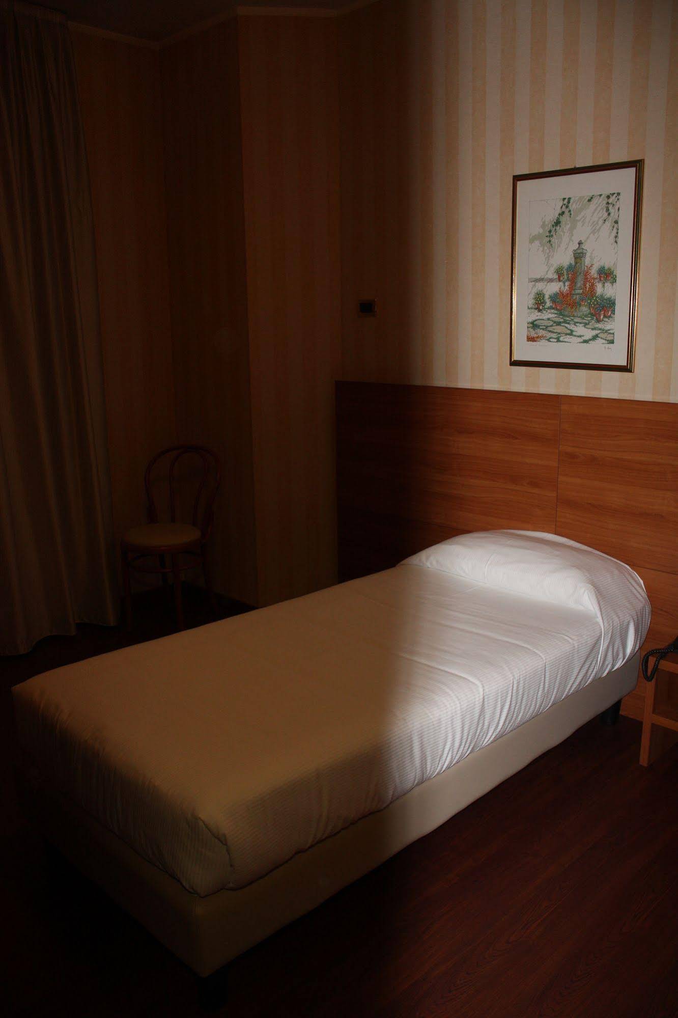 Hotel 2c