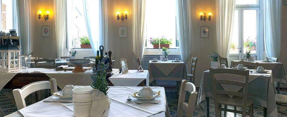 L'Hotel Villa Aurora