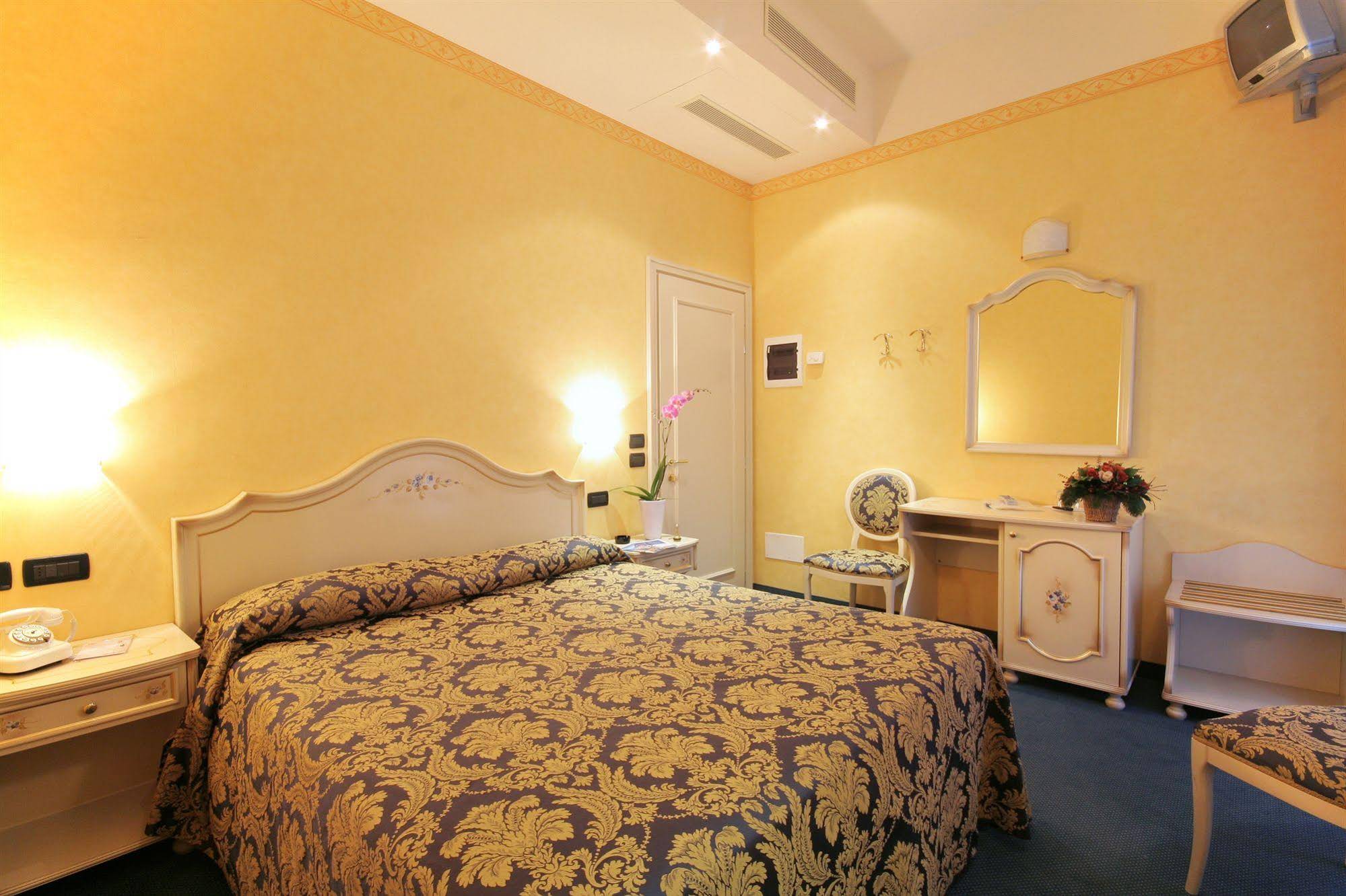 Hotel Promessi Sposi