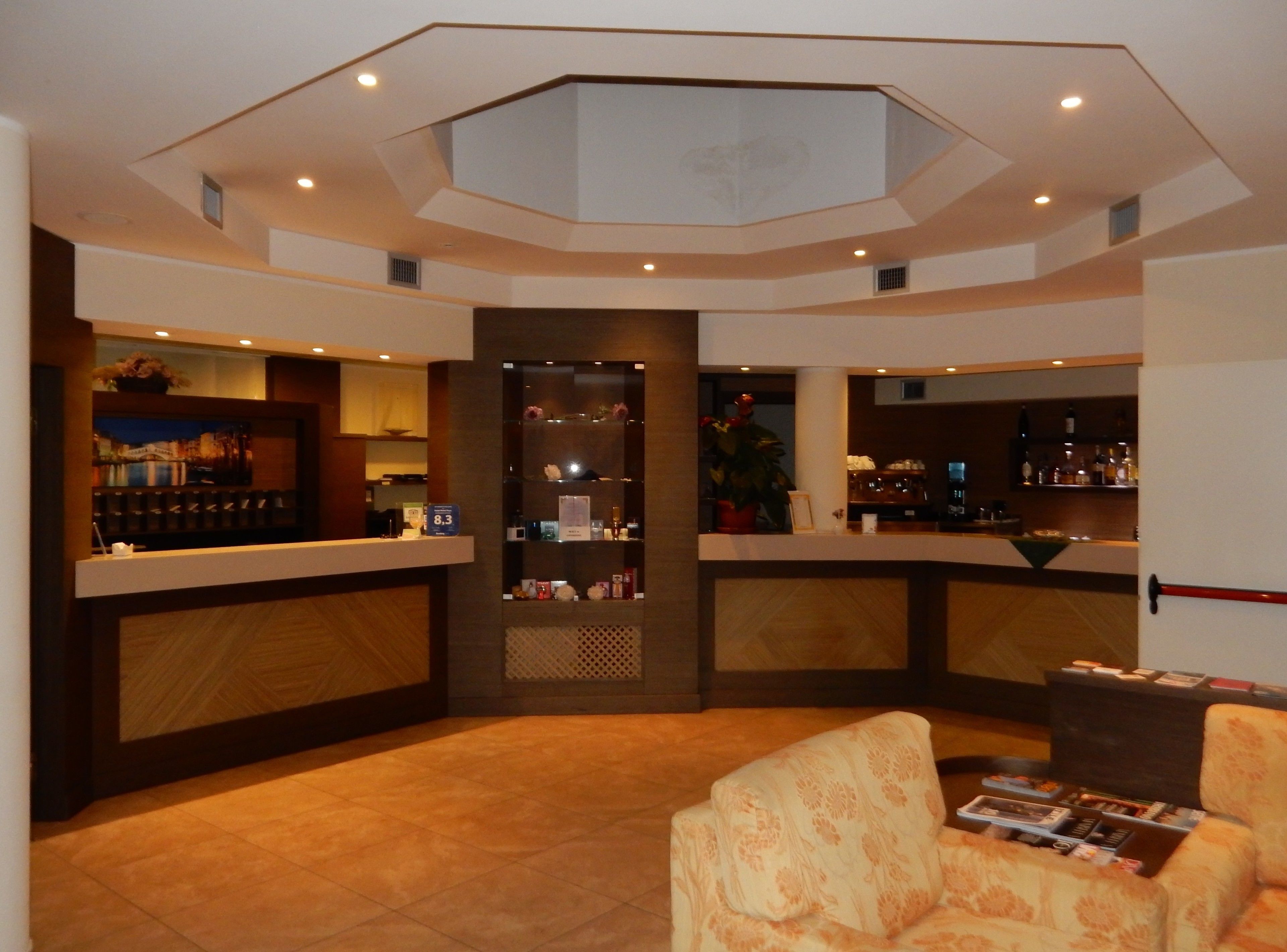 Elysium Hotel Raya