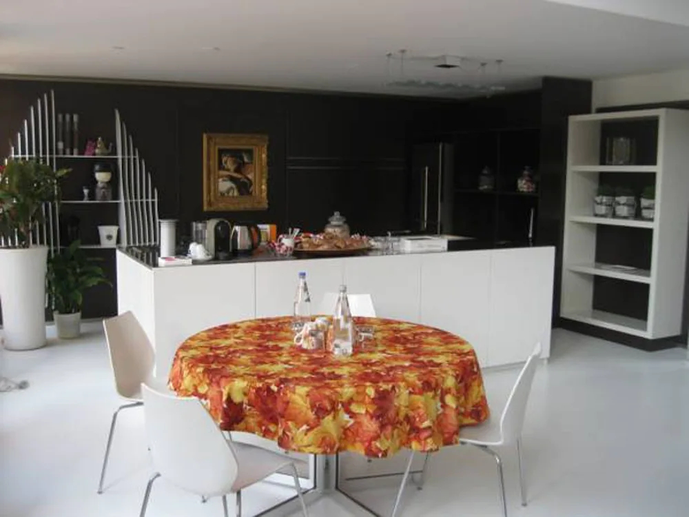 A14 Business Suites