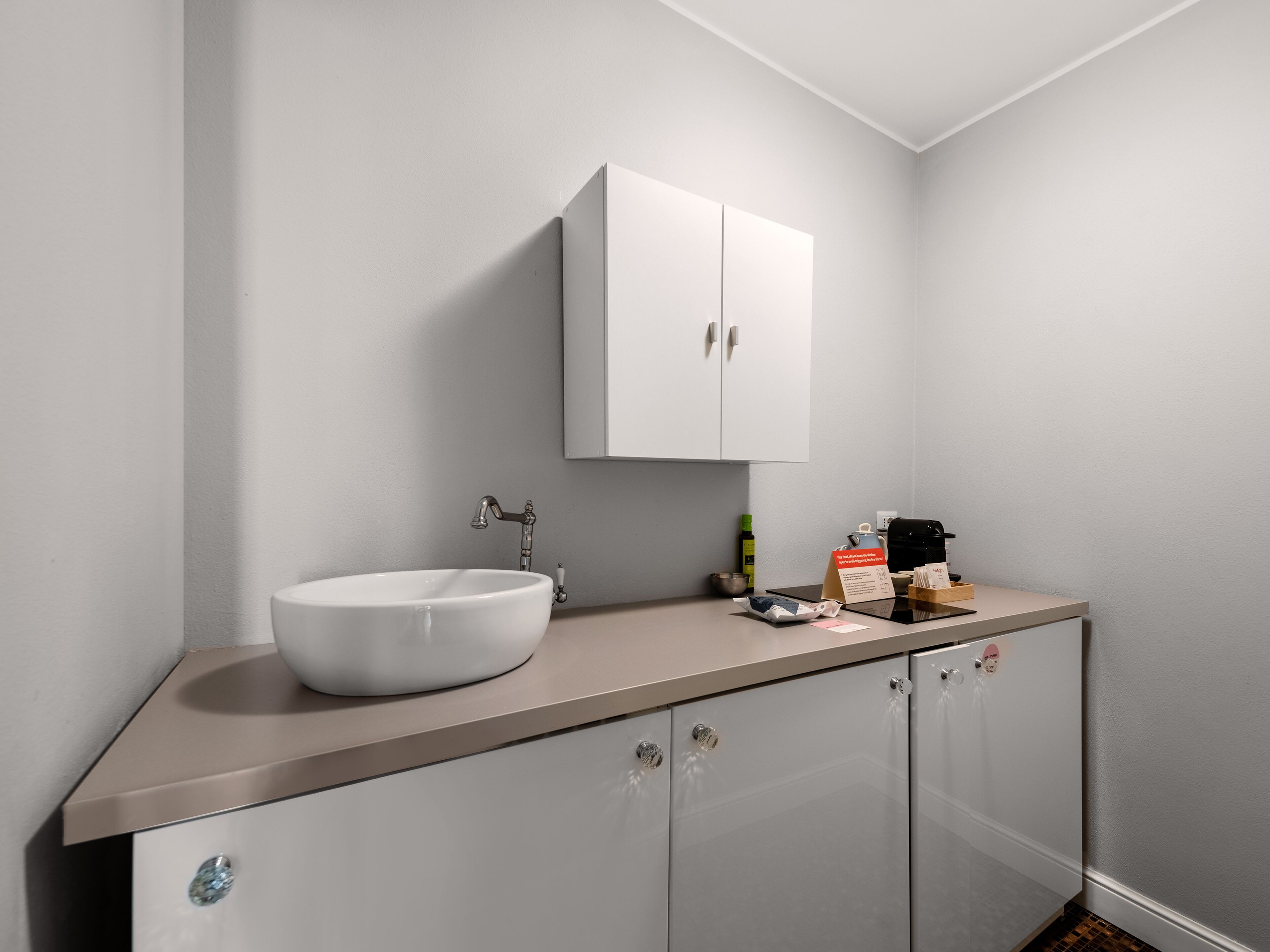 Adore Rooms & Apartments
